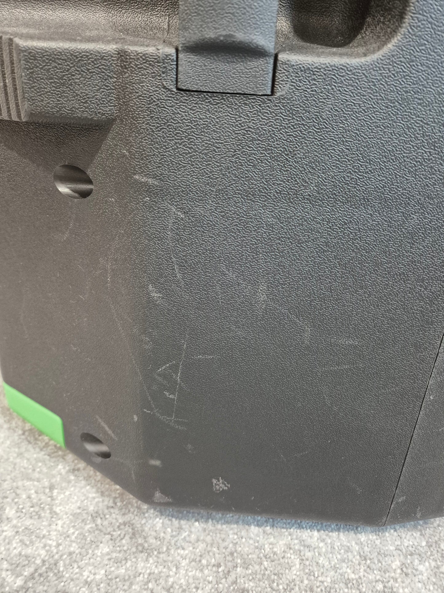 Mackie Thrash 212 - 1300 watts Active PA Speaker