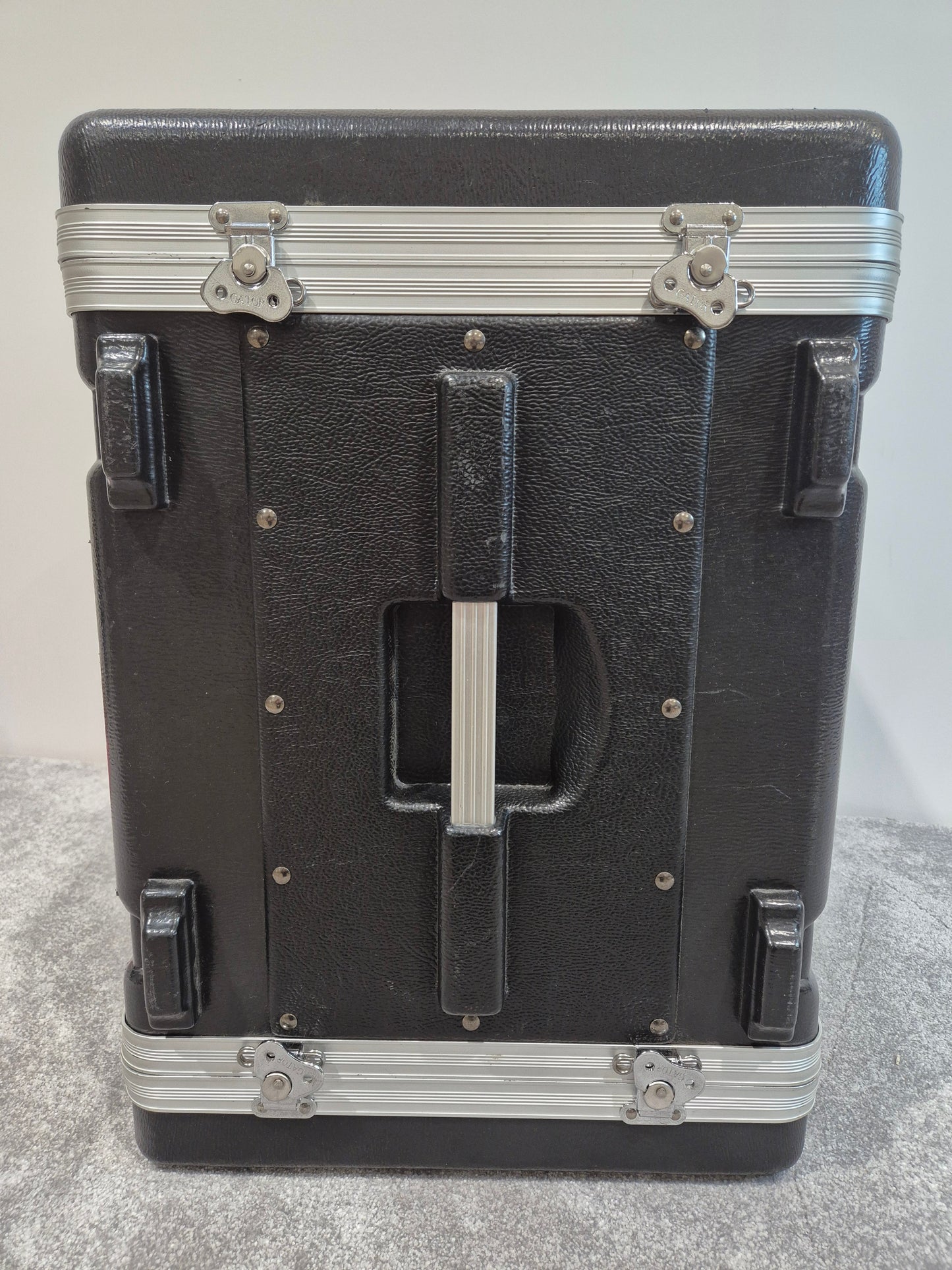 Gator 8u - Black Plastic / Metal Rack Mount Flight Case