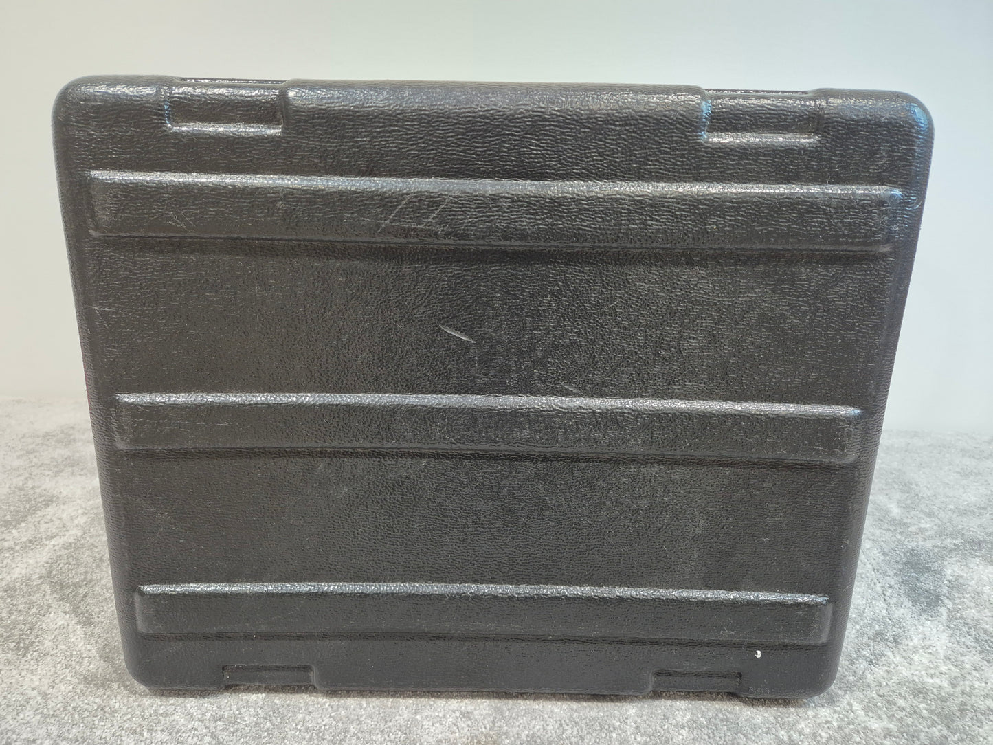 Gator 8u - Black Plastic / Metal Rack Mount Flight Case