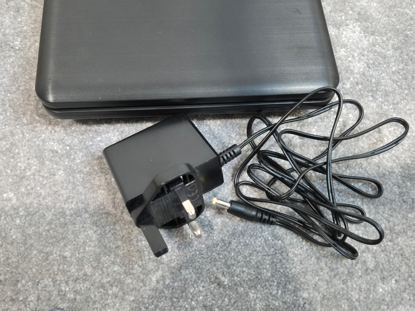 Goodmans 7-inch Portable DVD Player - Model 355878