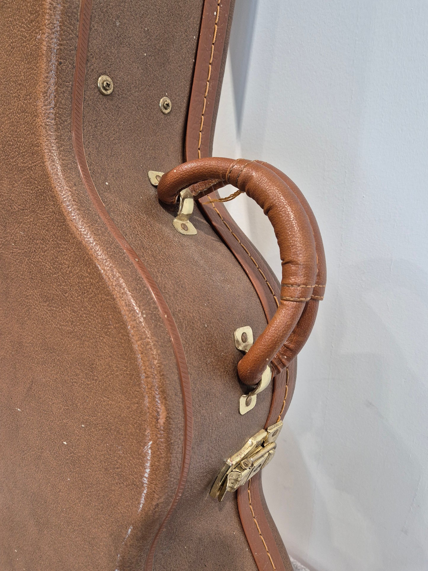 CNB Acoustic Guitar Hard Case - Brown