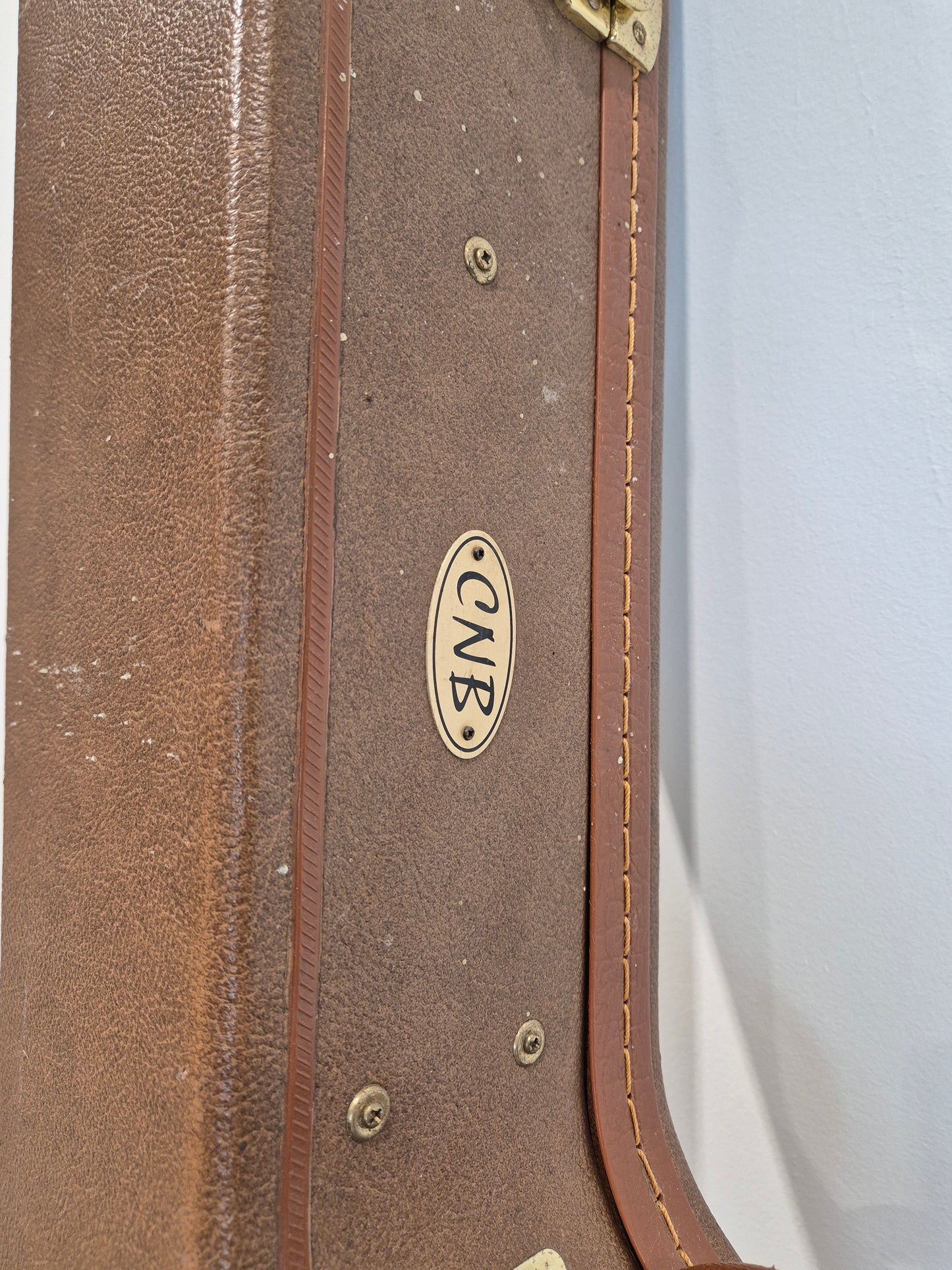 CNB Acoustic Guitar Hard Case - Brown