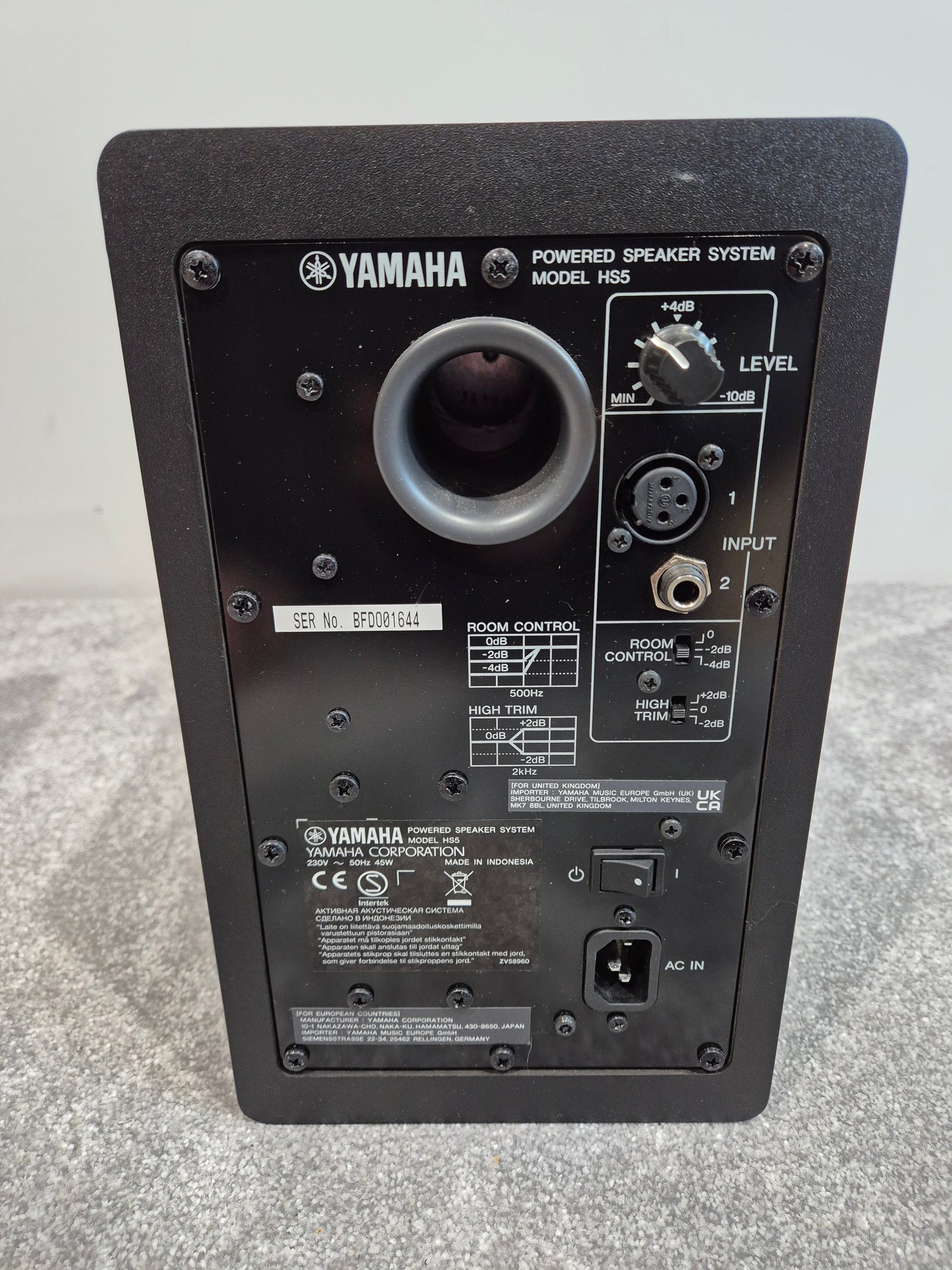 Yamaha HS5 - Powered Studio Monitor Speaker - Pair