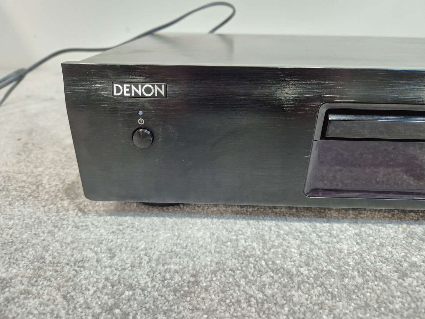 Denon DCD-520AE - CD Player with Remote Control and Manual