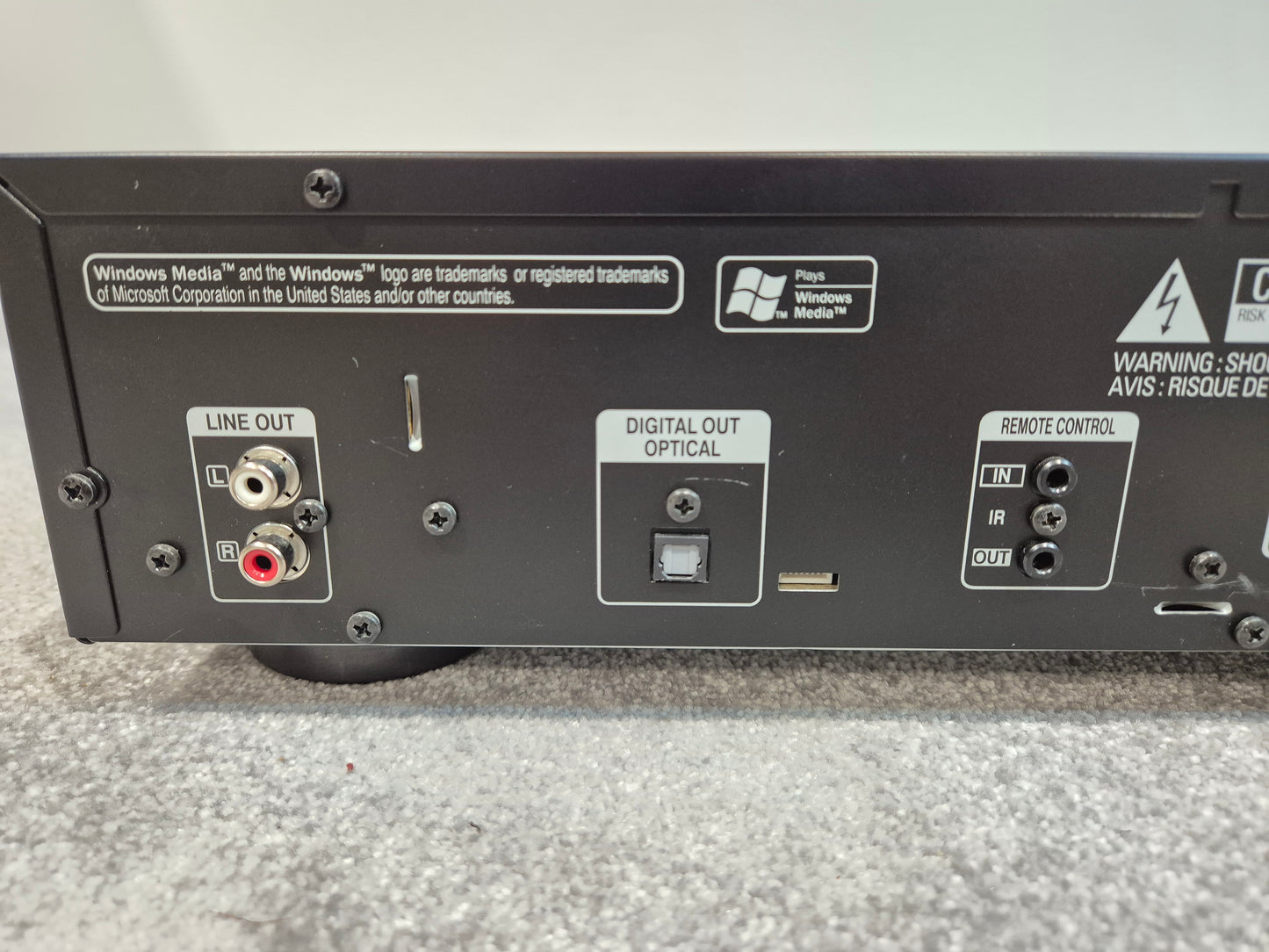Denon DCD-520AE - CD Player with Remote Control and Manual
