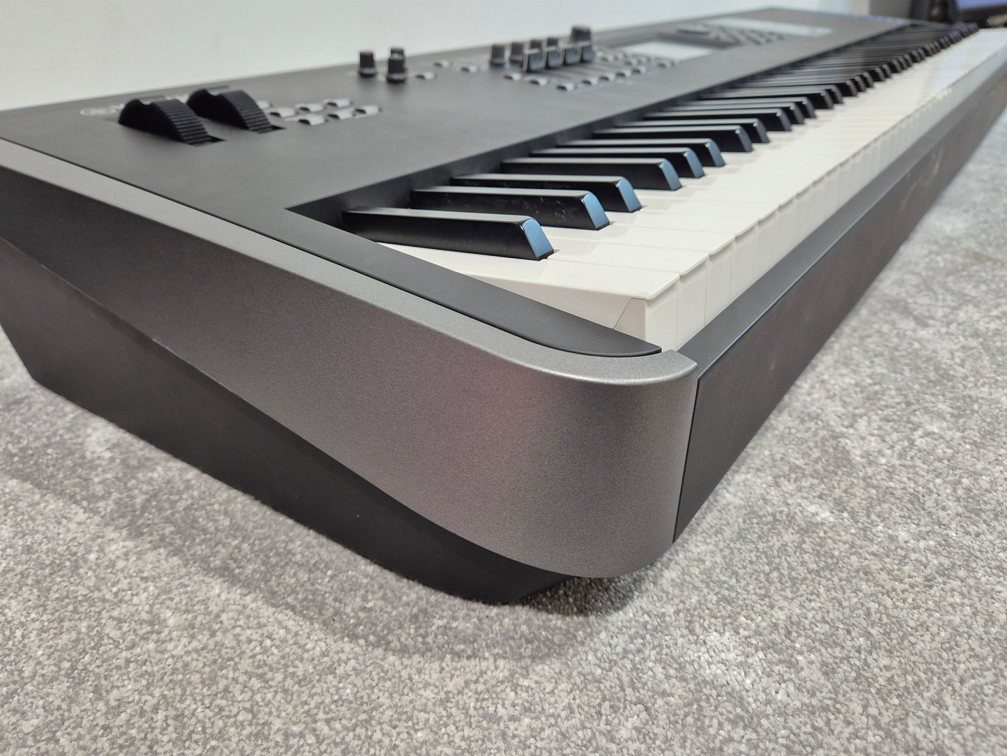 Yamaha MODX8 - 88-key Action Keyboard Synthesizer + Soft Bag