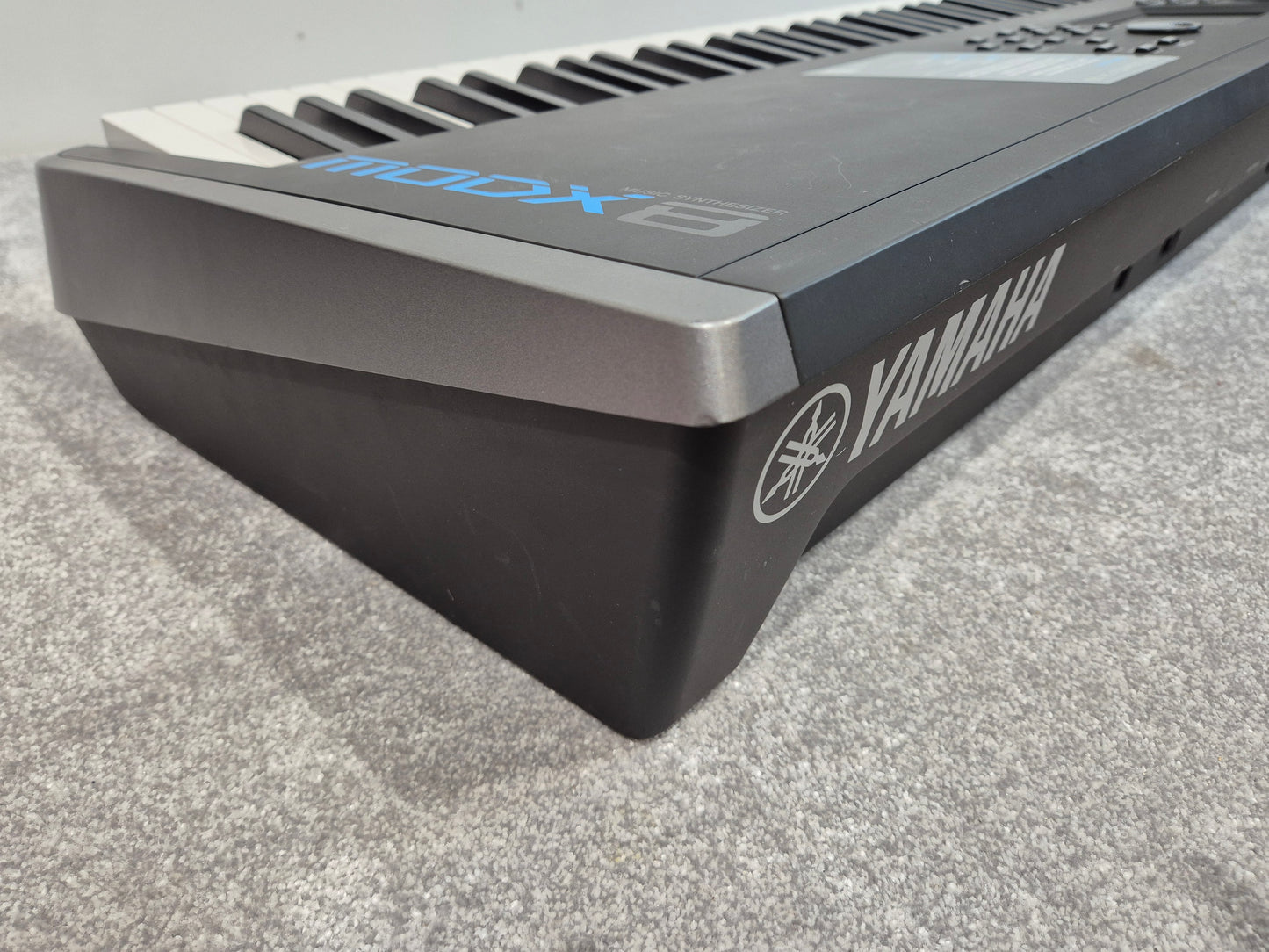 Yamaha MODX8 - 88-key Action Keyboard Synthesizer + Soft Bag