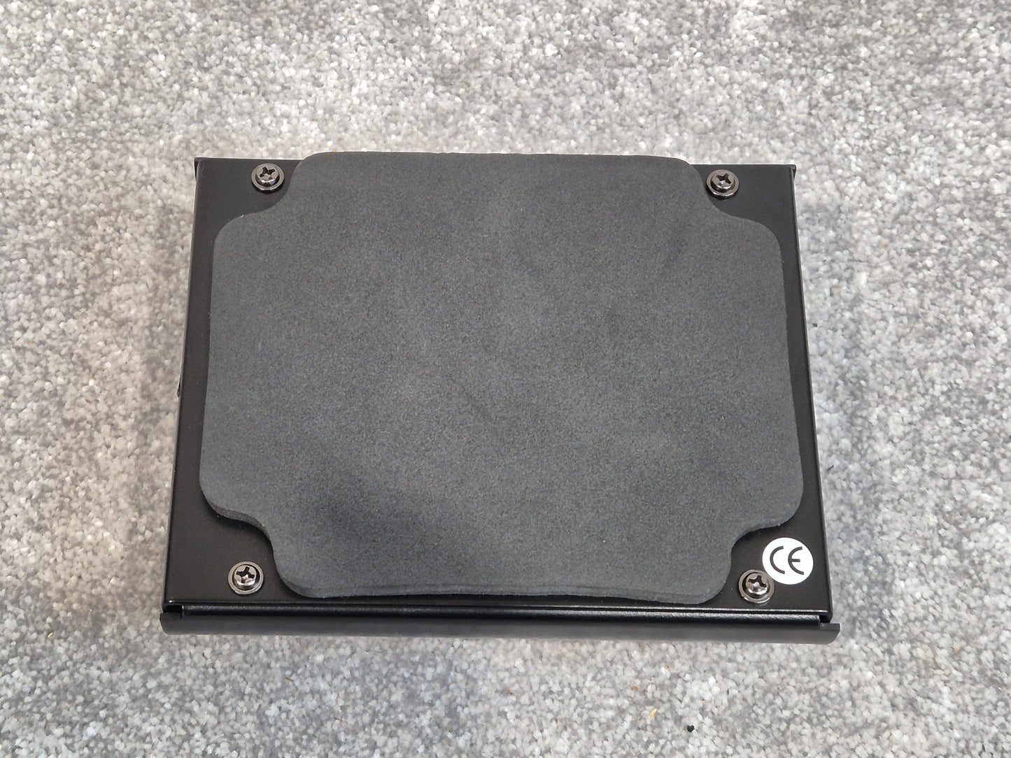 Line 6 FBV2 - Compact 4-Channel 2-Button Footswitch Controller