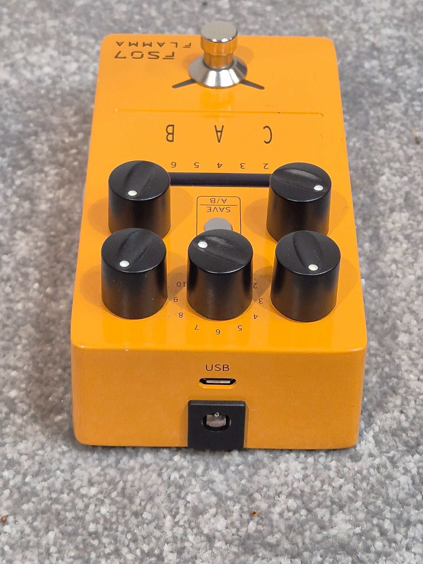 Flamma FS07 Cab - Compact Cabinet Simulation Pedal - Yellow w/ Original Box