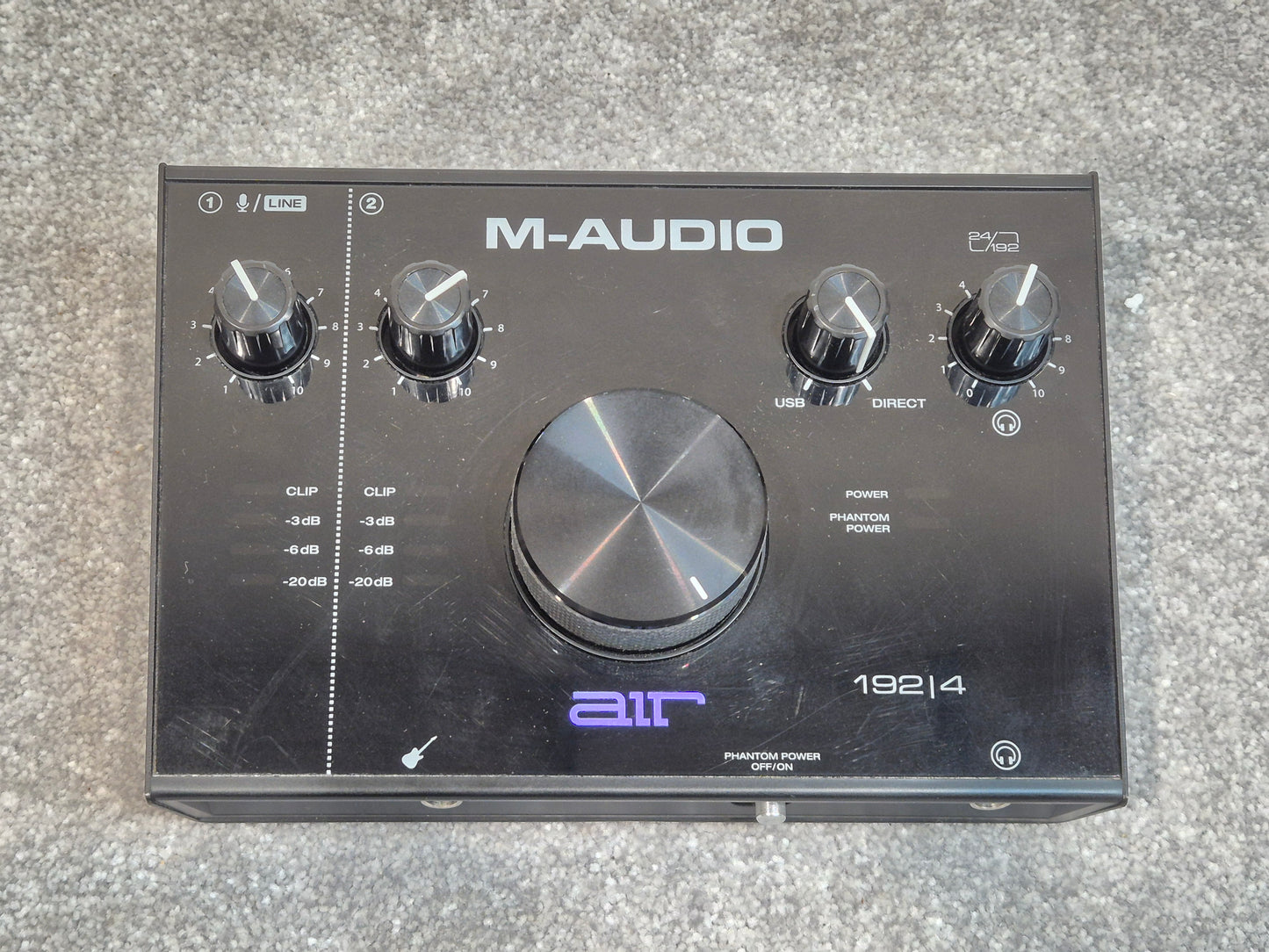 M-Audio AIR 192/4 - Audio Interface Designed for Recording, Podcasting and Streaming