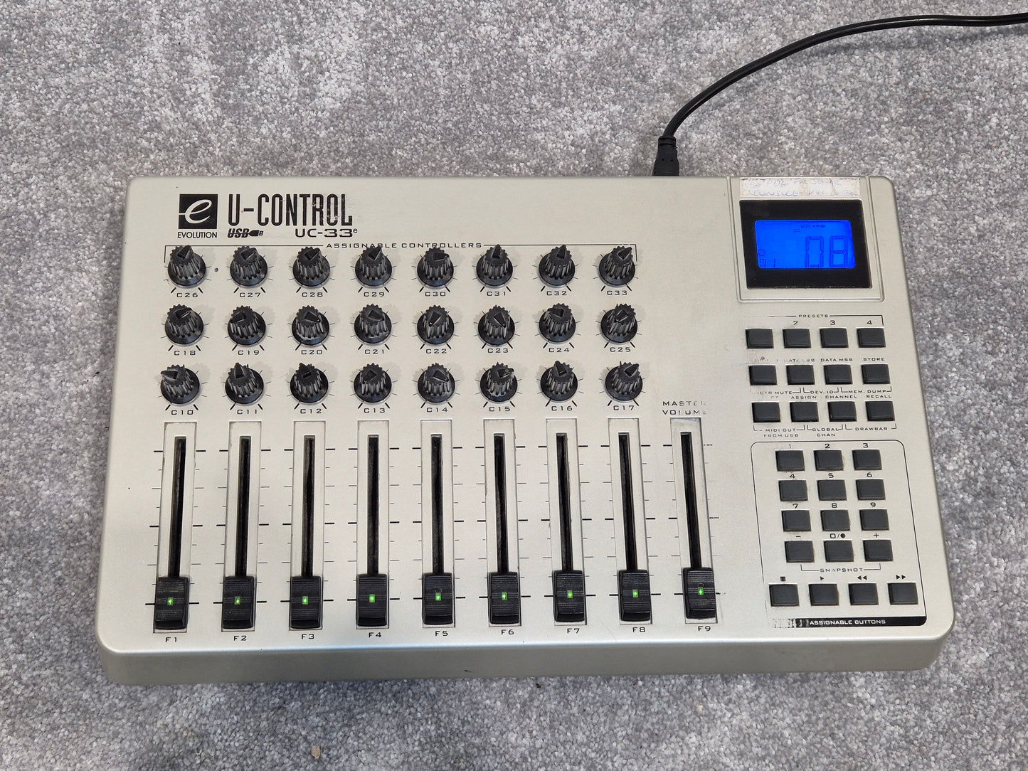 Evolution UC33 - PC/MIDI Hardware Controller