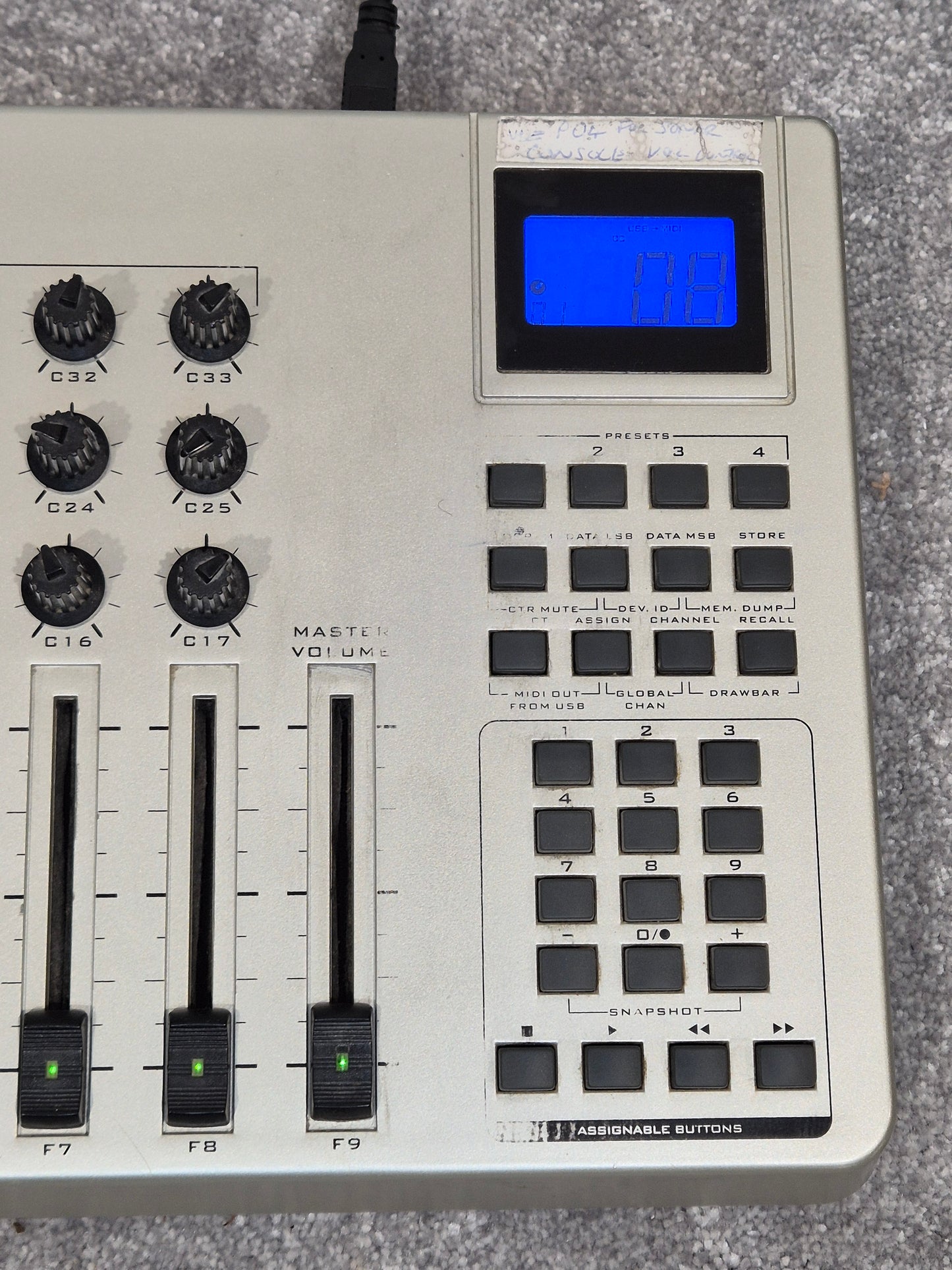 Evolution UC33 - PC/MIDI Hardware Controller