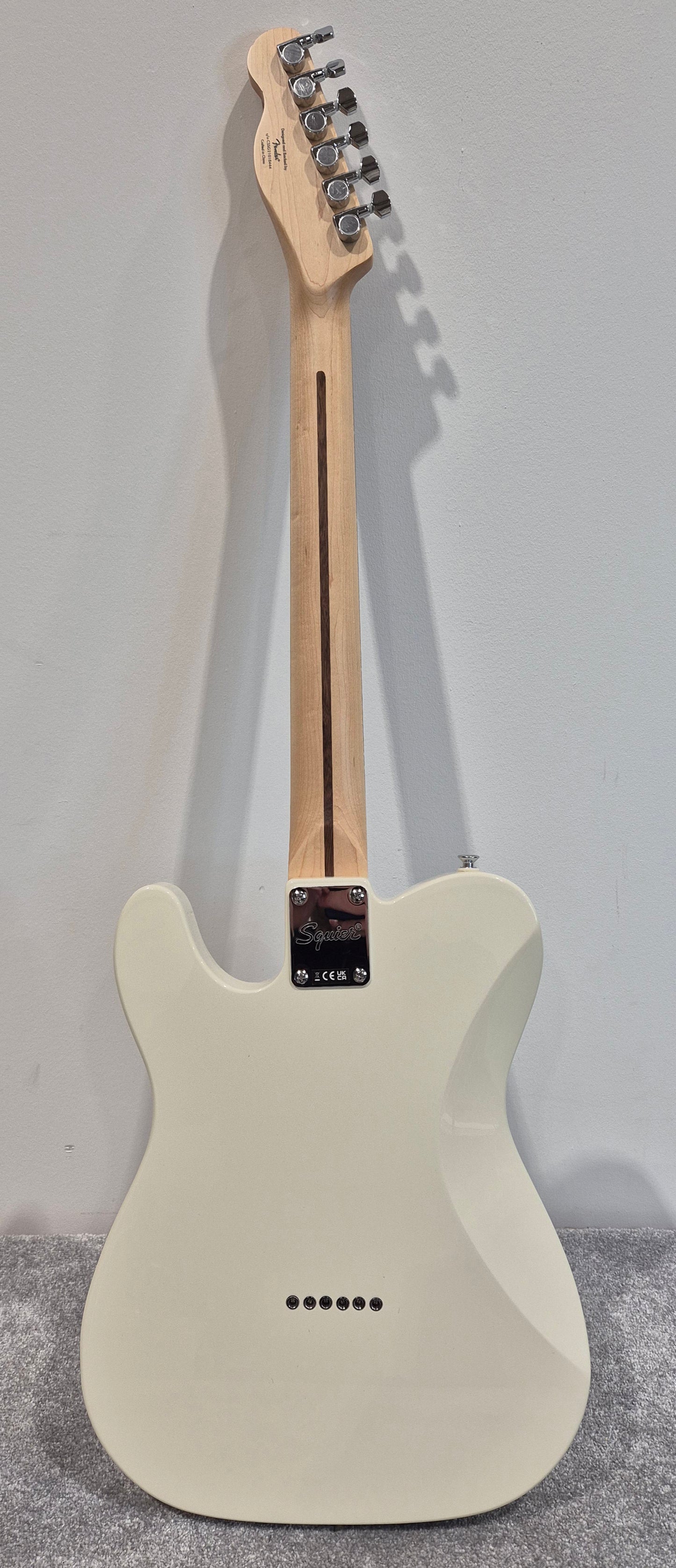 Squier Affinity Telecaster Electric Guitar - White w/ Soft Gig Bag