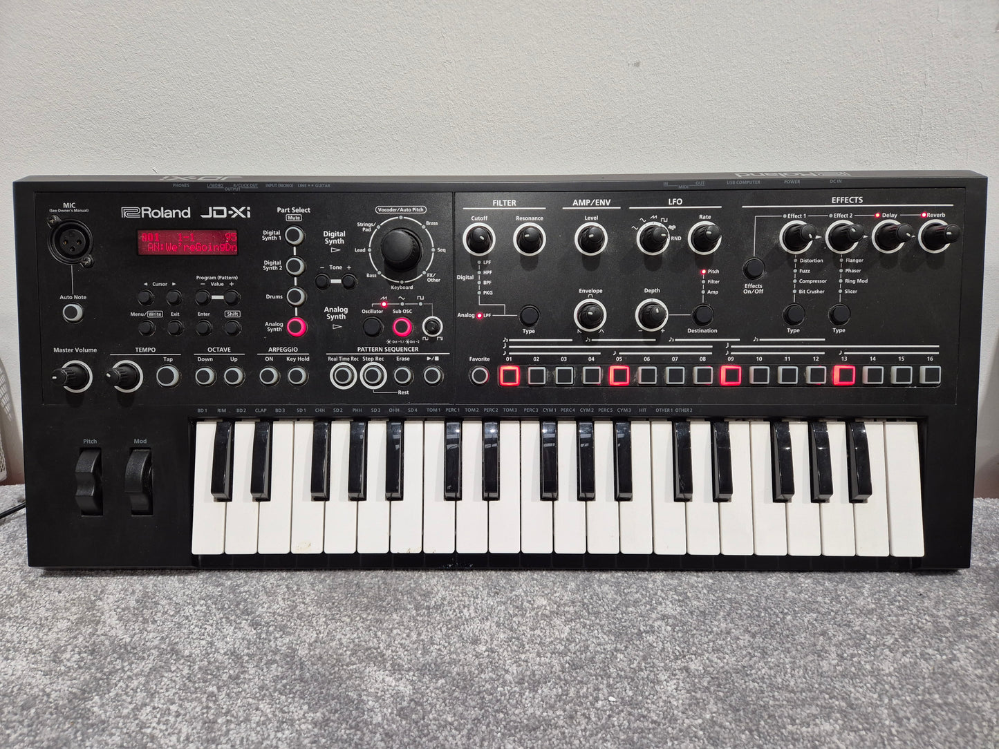 Roland JD-XI - Interactive Crossover Synthesizer w/ Original Box