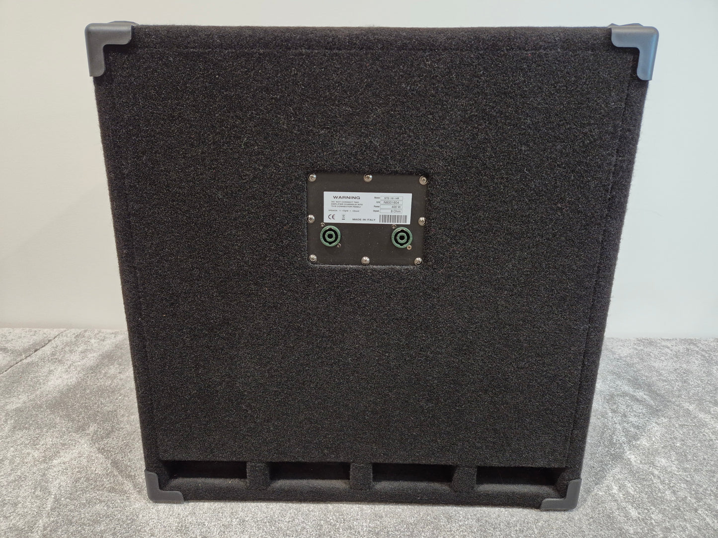 Markbass Standard 151HR - 400Watt Bass Speaker Cabinet