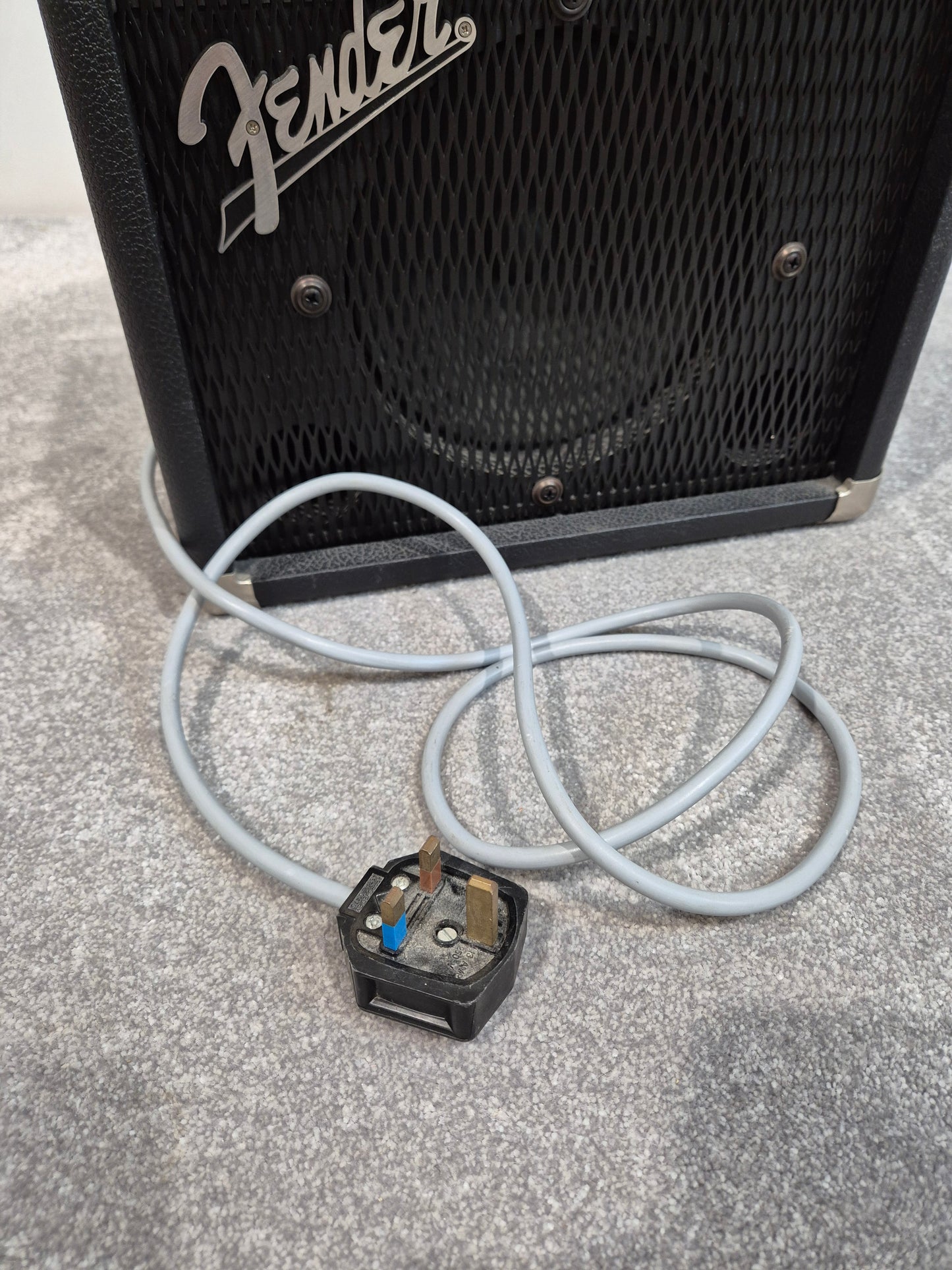Fender Frontman Reverb - Compact Guitar Practice Amp