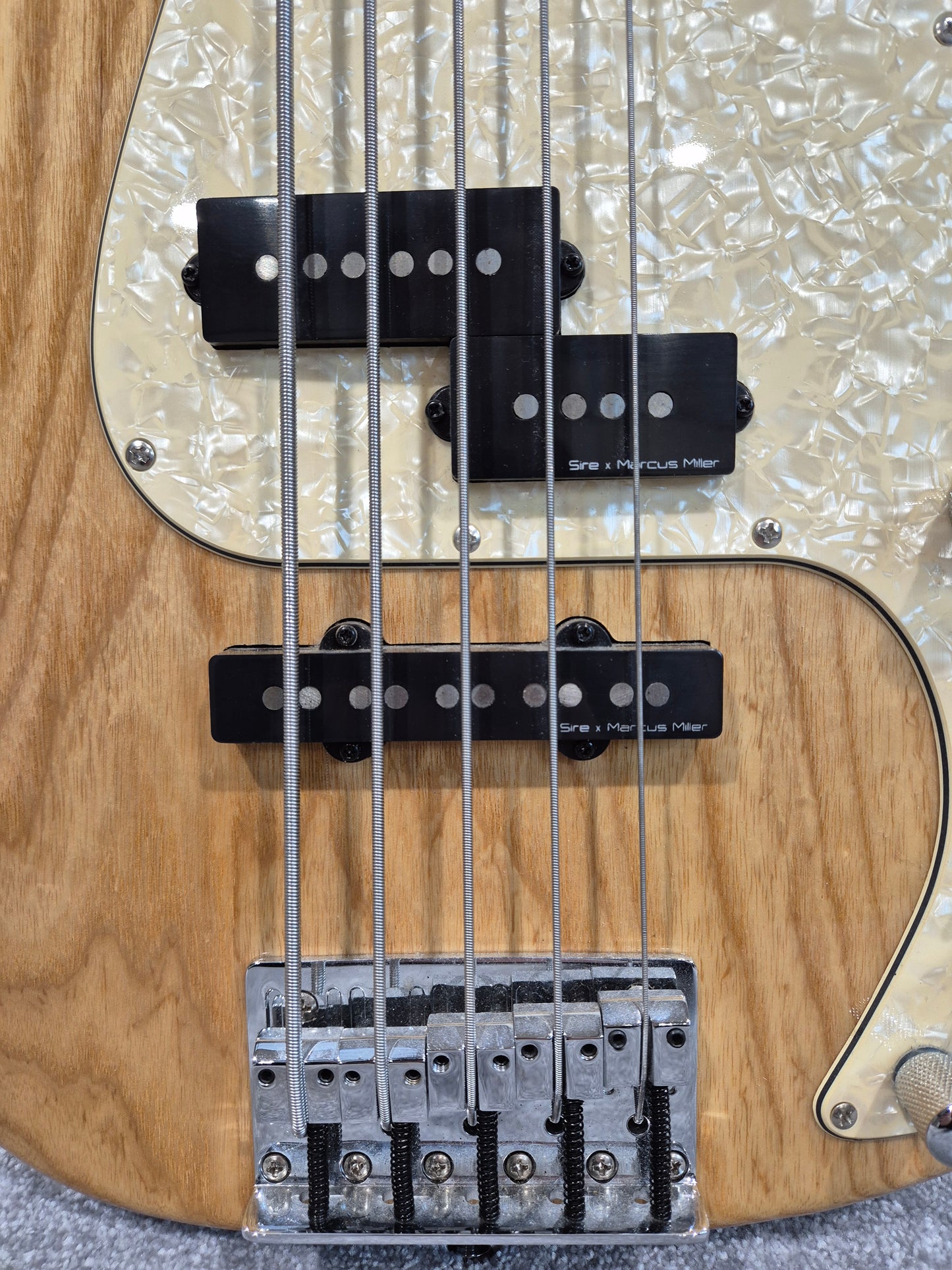 Sire Marcus Miller P7 - 5 String Bass Guitar w/ Hard Case