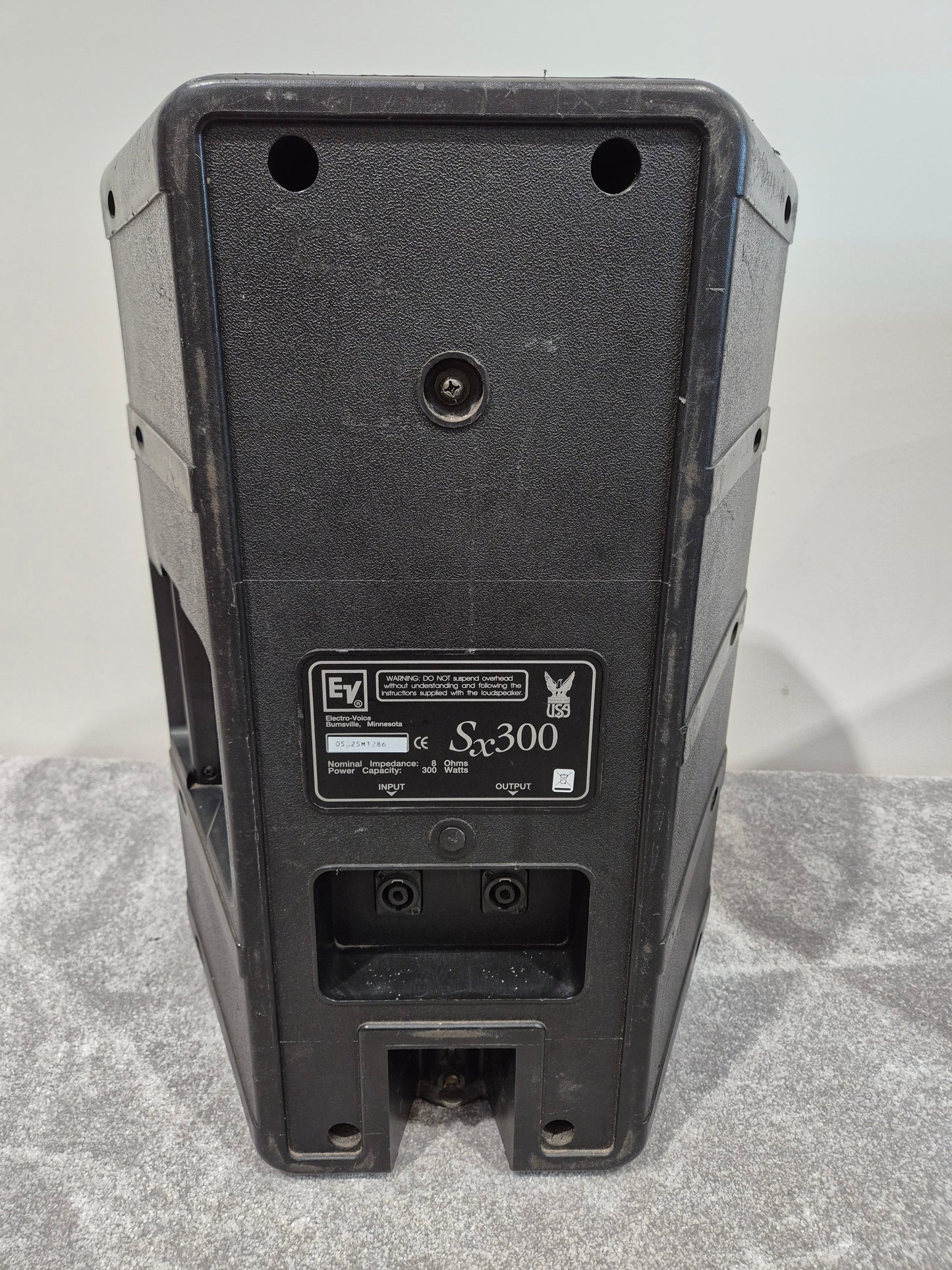Electro Voice SX300 - Compact and Lightweight High-Power Speaker System - Pair