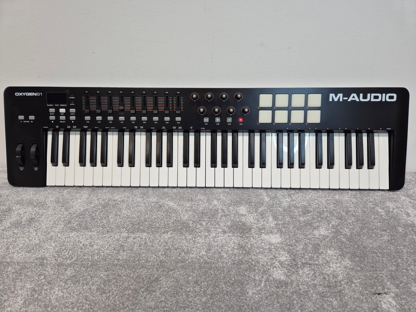 M-Audio Oxygen 61 Mk IV - USB MIDI Keyboard Controller