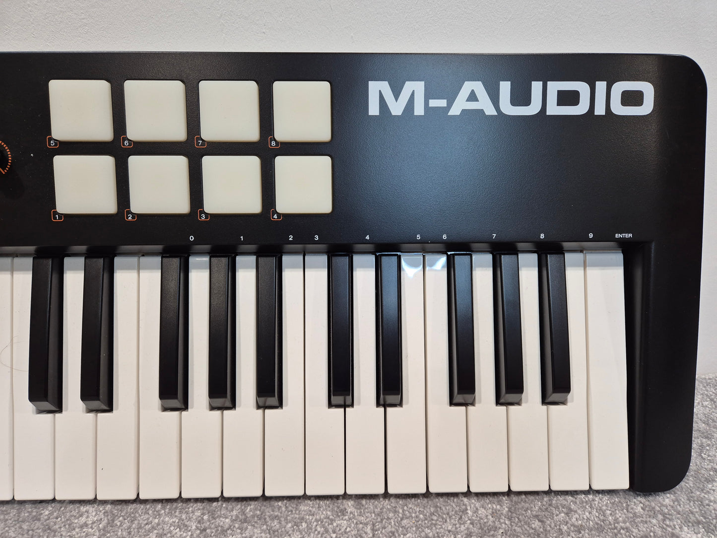 M-Audio Oxygen 61 Mk IV - USB MIDI Keyboard Controller