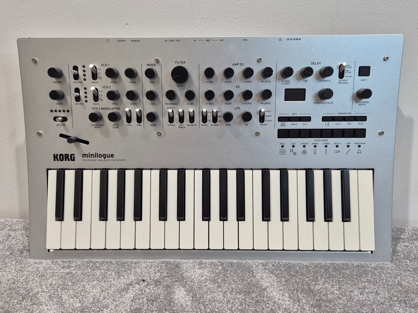 Korg Minilogue - Polyphonic Analog Synthesizer w/ Original Box