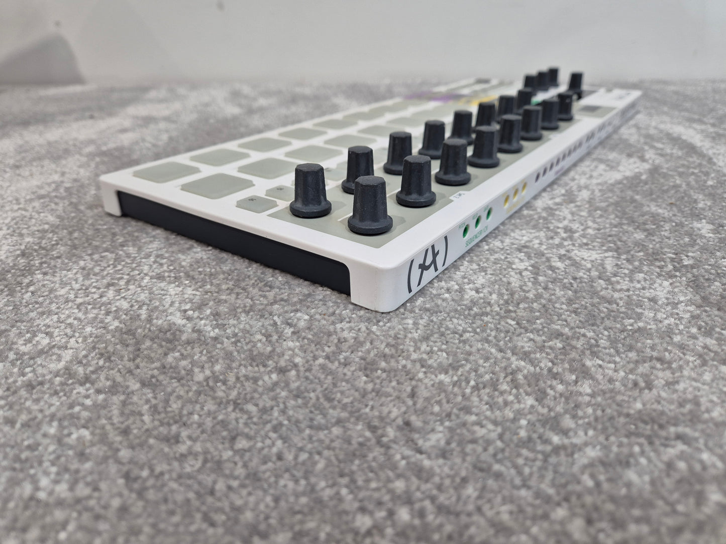 Arturia BeatStep Pro - Versatile Controller and Performance Sequencer