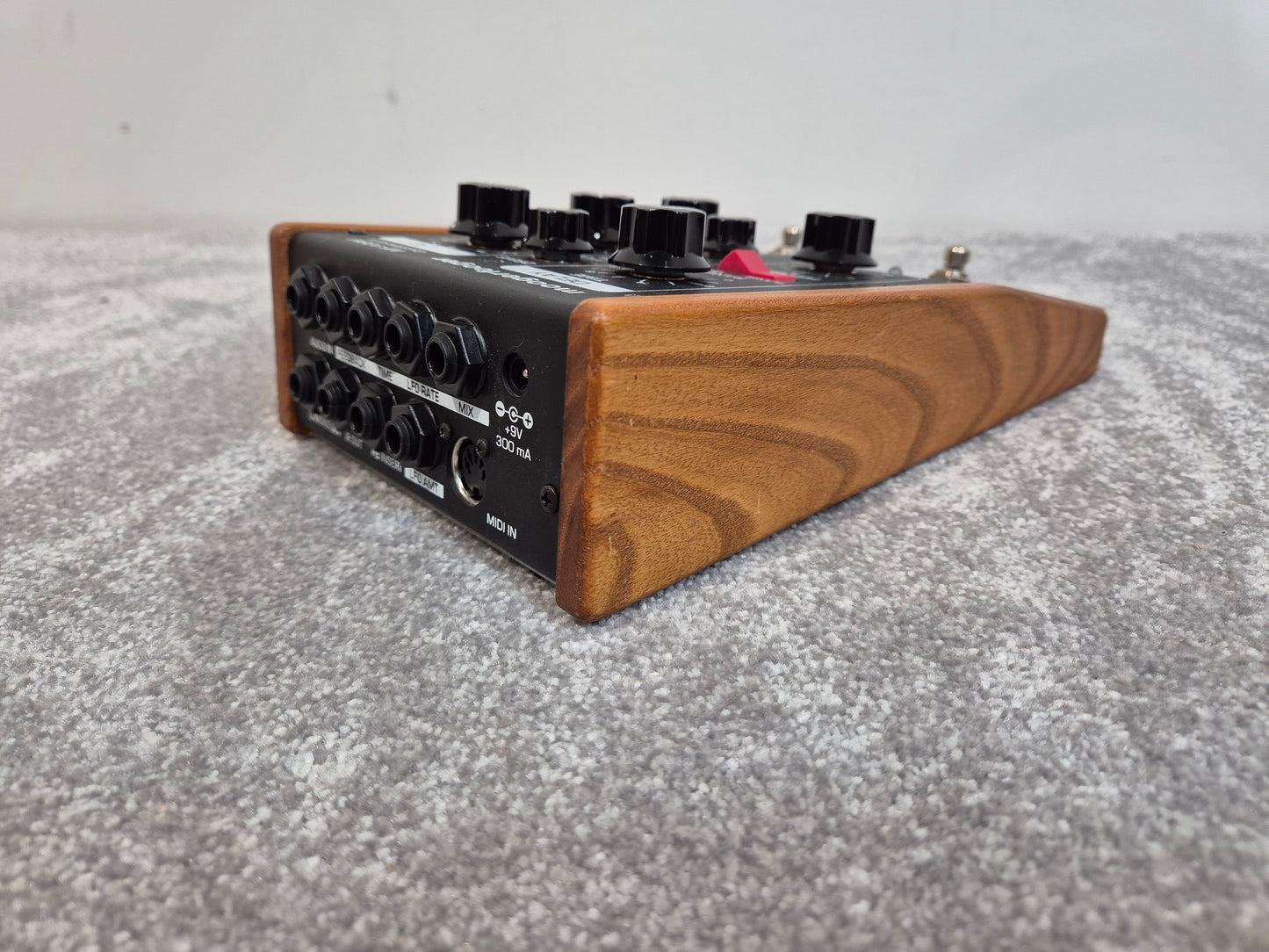 Moog Moogerfooger MF-108M Cluster Flux - Modulation and Effects Pedal