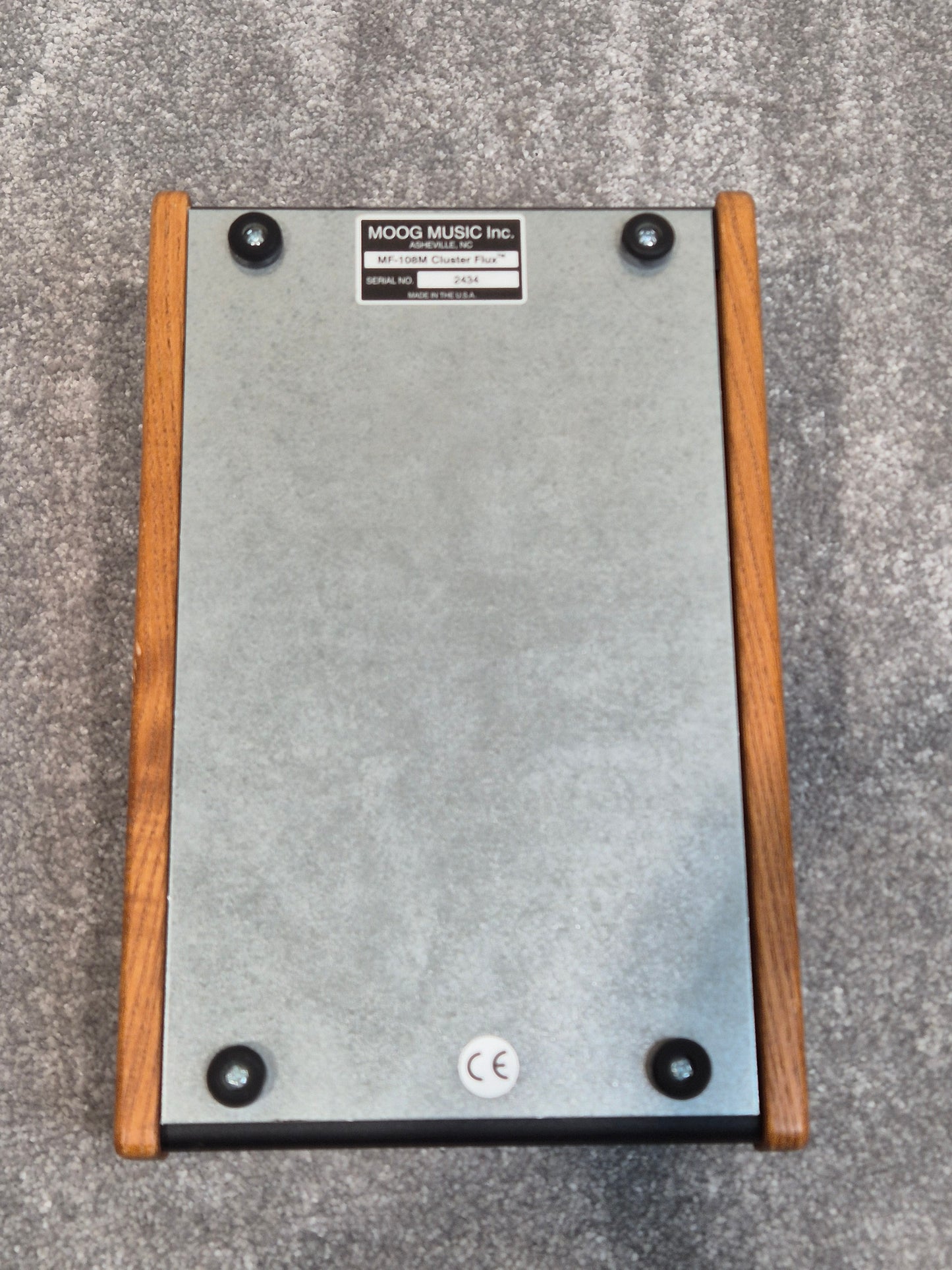 Moog Moogerfooger MF-108M Cluster Flux - Modulation and Effects Pedal