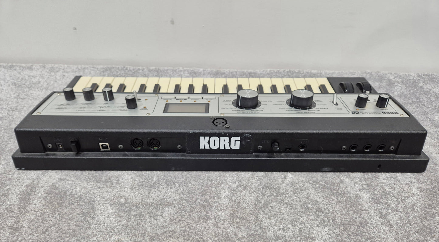 Korg microKORG XL Professional Analogue Modelling Synthesizer with Vocoder