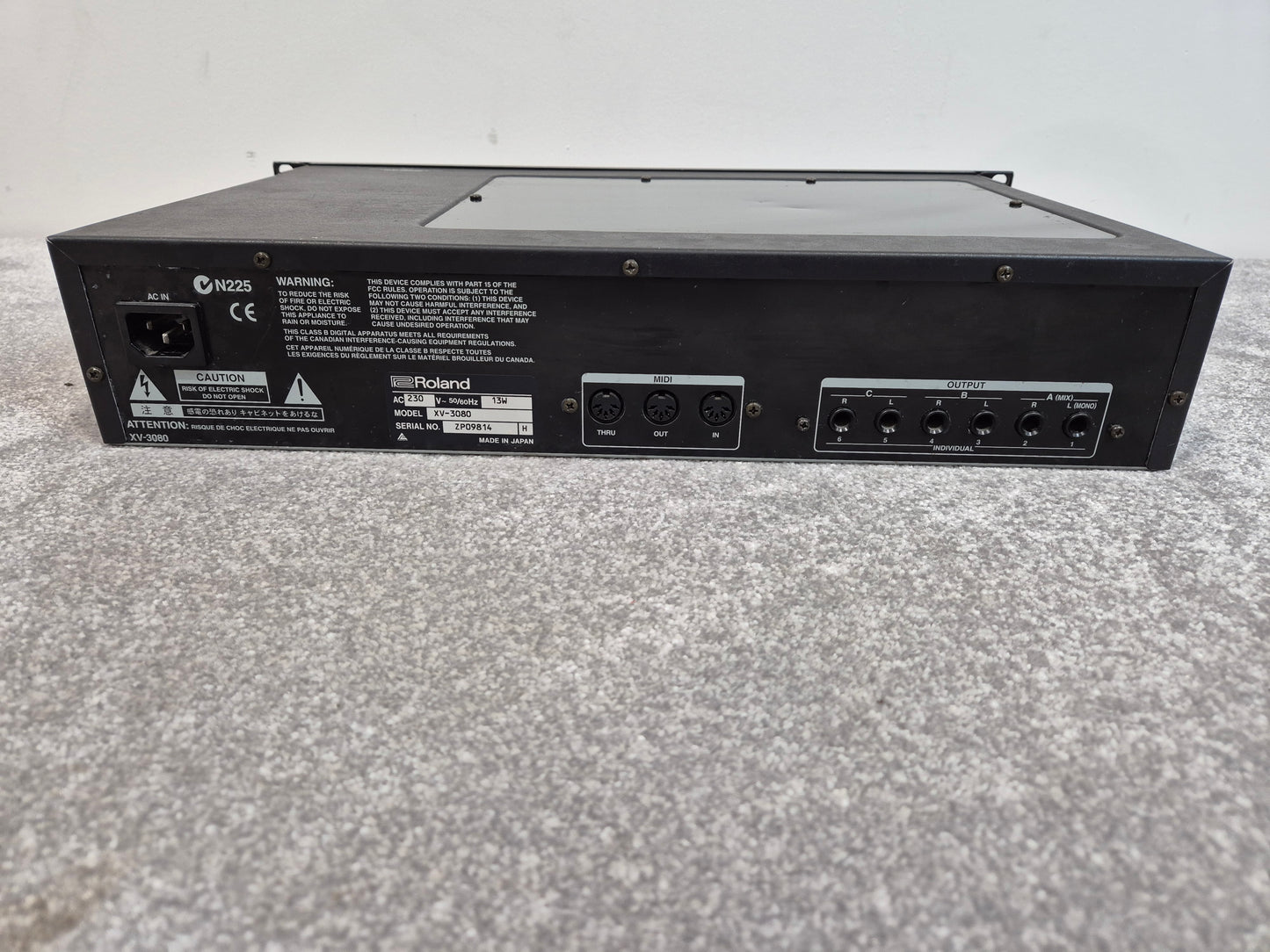 Roland XV-3080 - Synthesizer Module - Black
