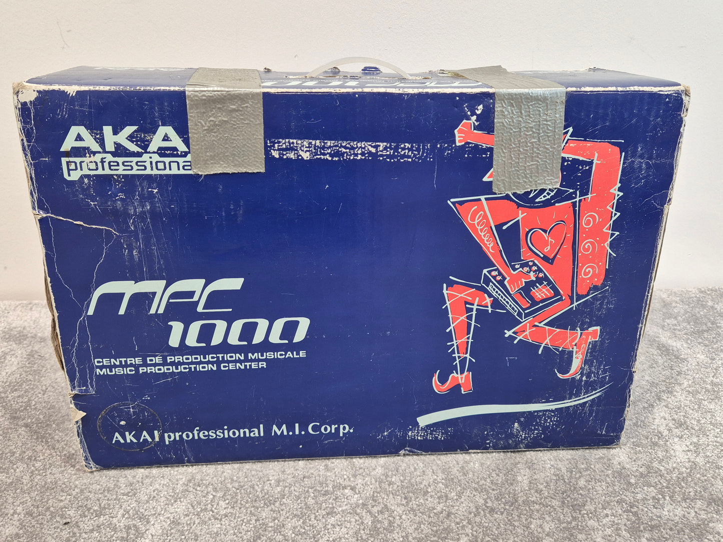 Akai Professional MPC 1000 - Digital Drum Machine and Sampler w/ Original Box