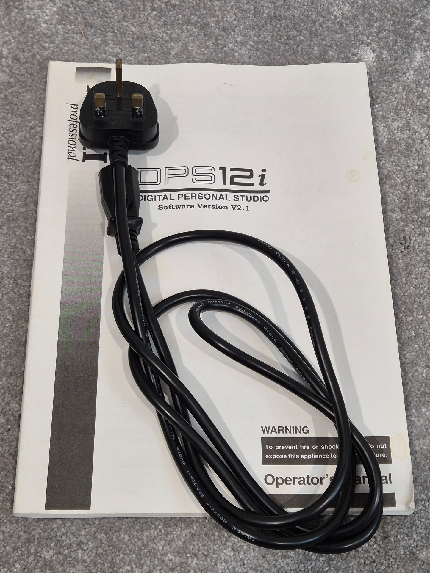 Akai Professional DPS12i – Digital Personal Studio – Excellent w/ Power Cable, Manual & Gator Hard Case