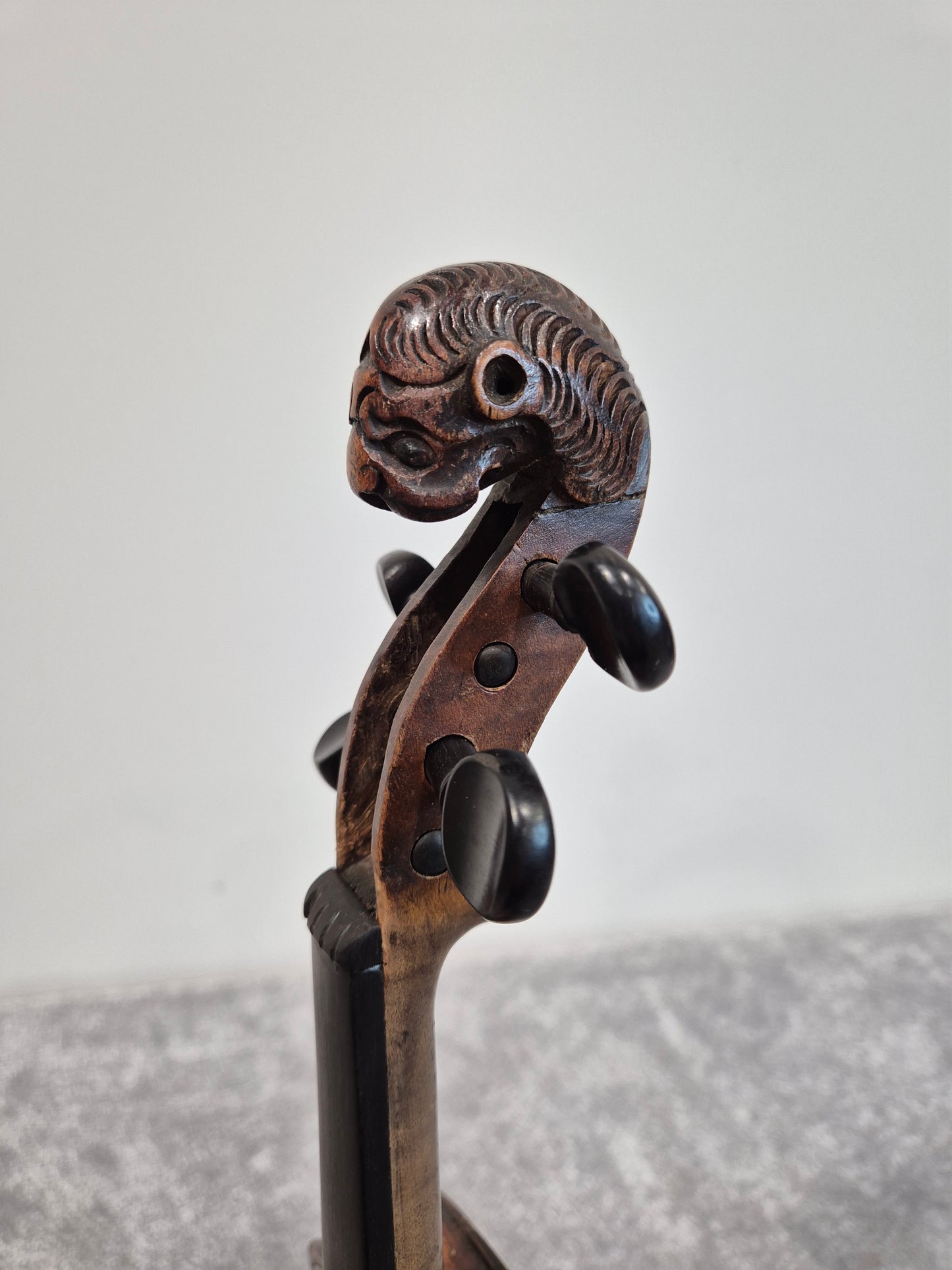 Antique Lion Head Violin - No Sound Post w/ Hard Case - Vintage