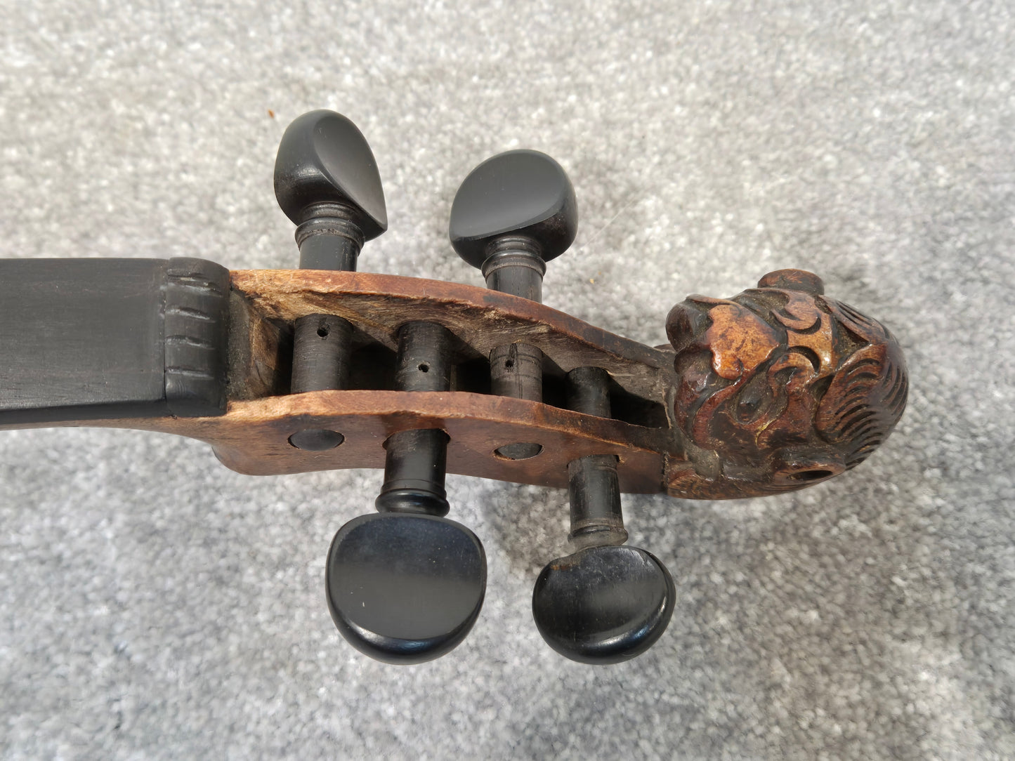 Antique Lion Head Violin - No Sound Post w/ Hard Case - Vintage