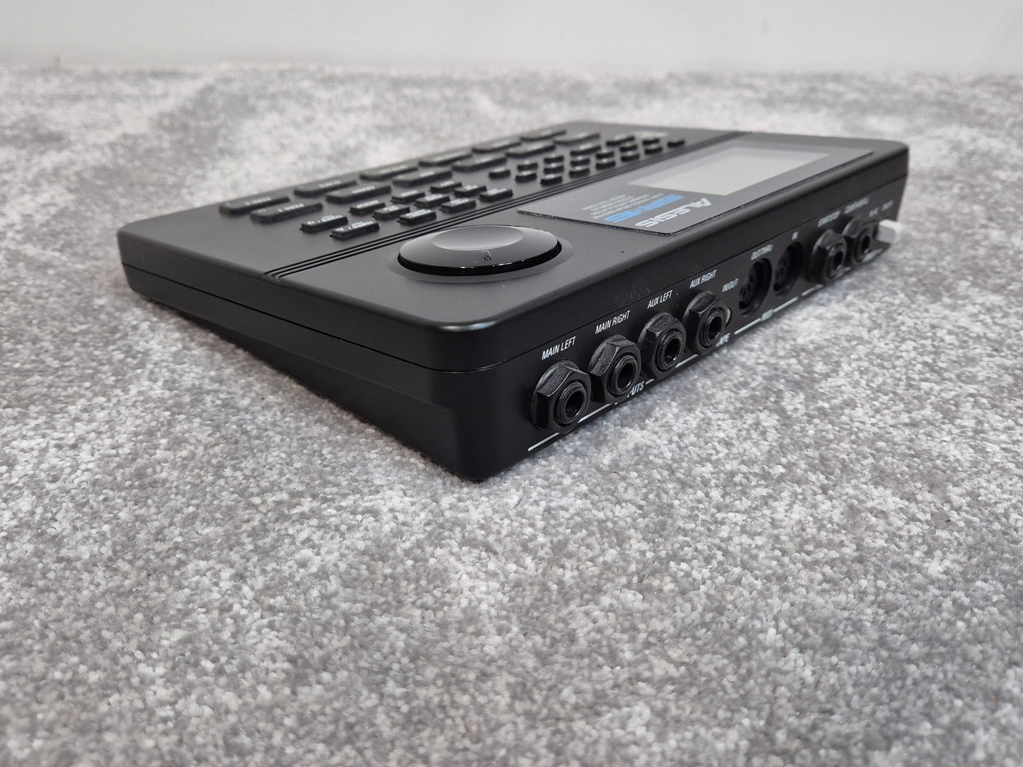 Alesis SR16 - Professional Sounds Drum Machine w/ Original Box