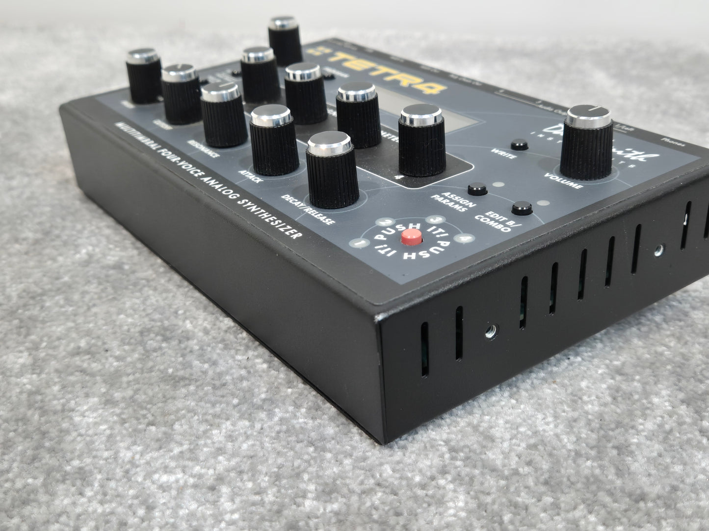 Dave Smith Tetra Synth - Analog Poly Synthesizer w/ Original Power Supply