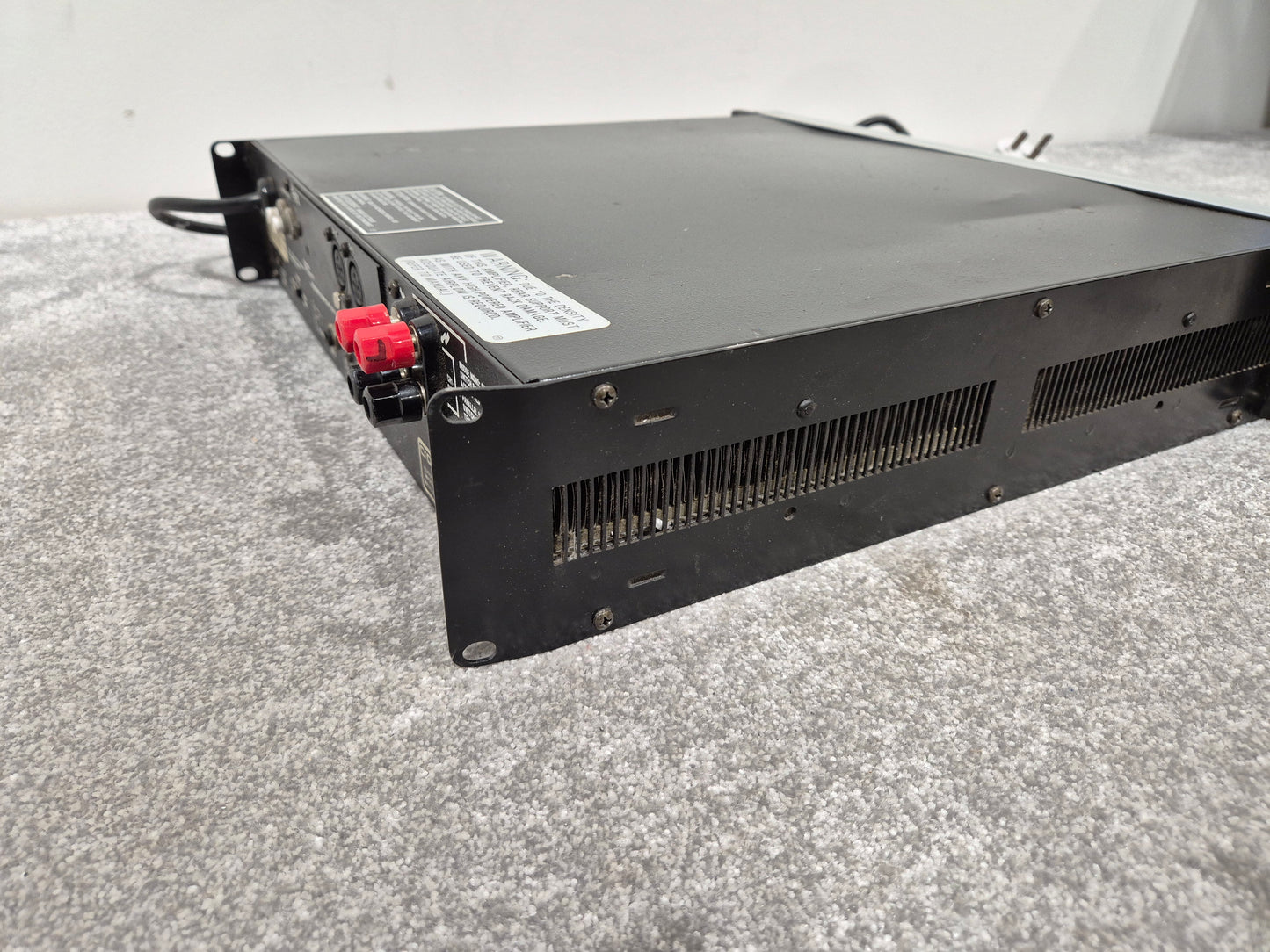 Amcron Macro-Tech 2401 - Dual-Channel Power Amplifier w/ Manual