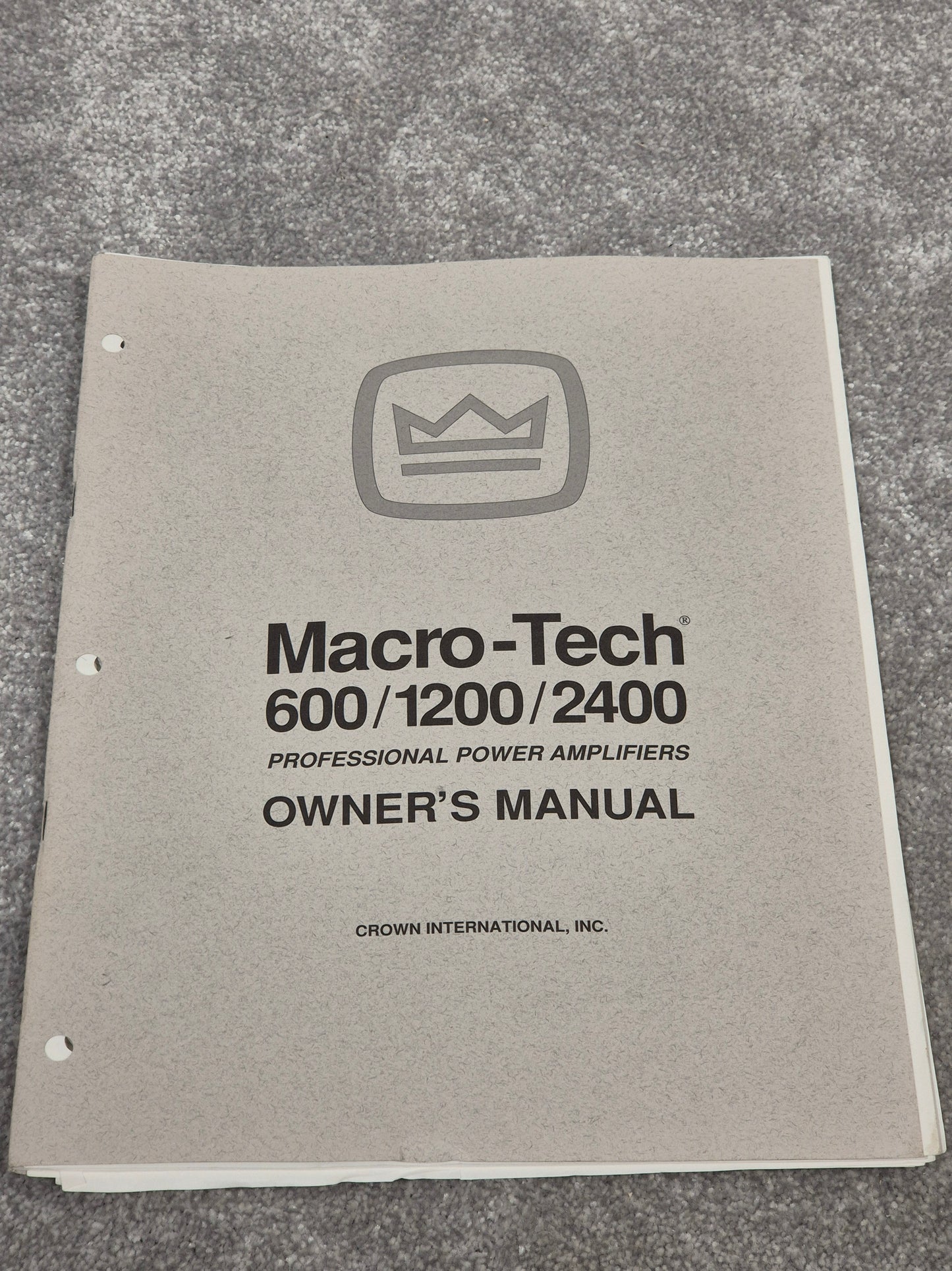 Amcron Macro-Tech 2401 - Dual-Channel Power Amplifier w/ Manual