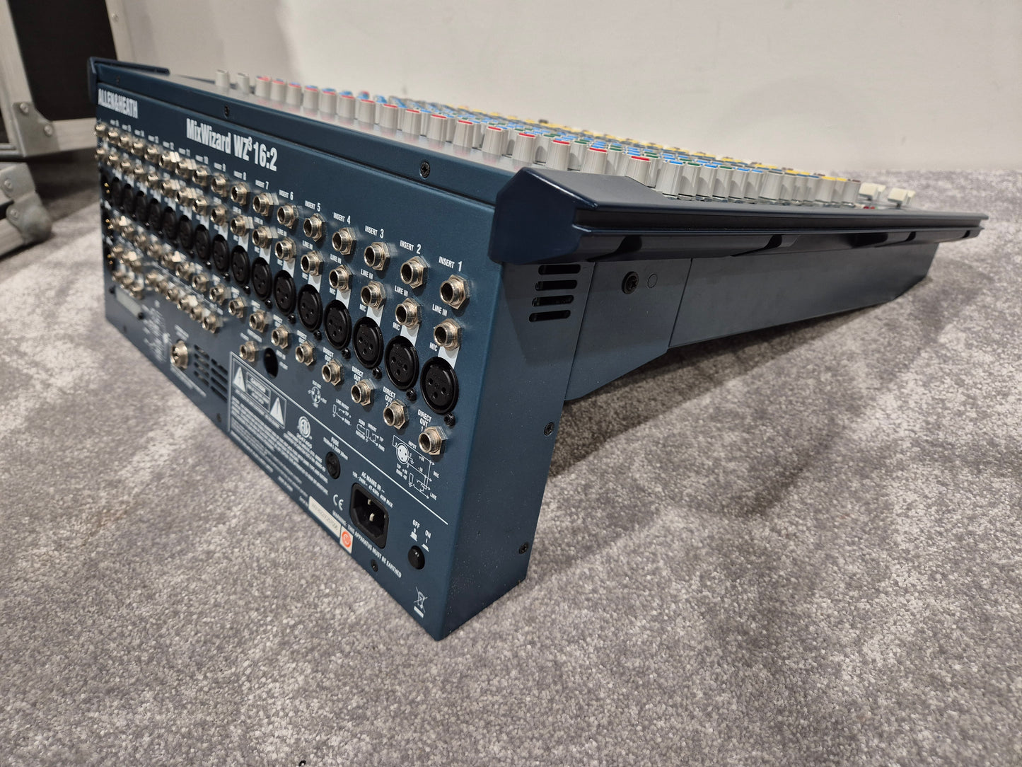 Allen & Heath Mix Wizard WZ3 16:2 - Professional Analog Mixer w/ Flight Case