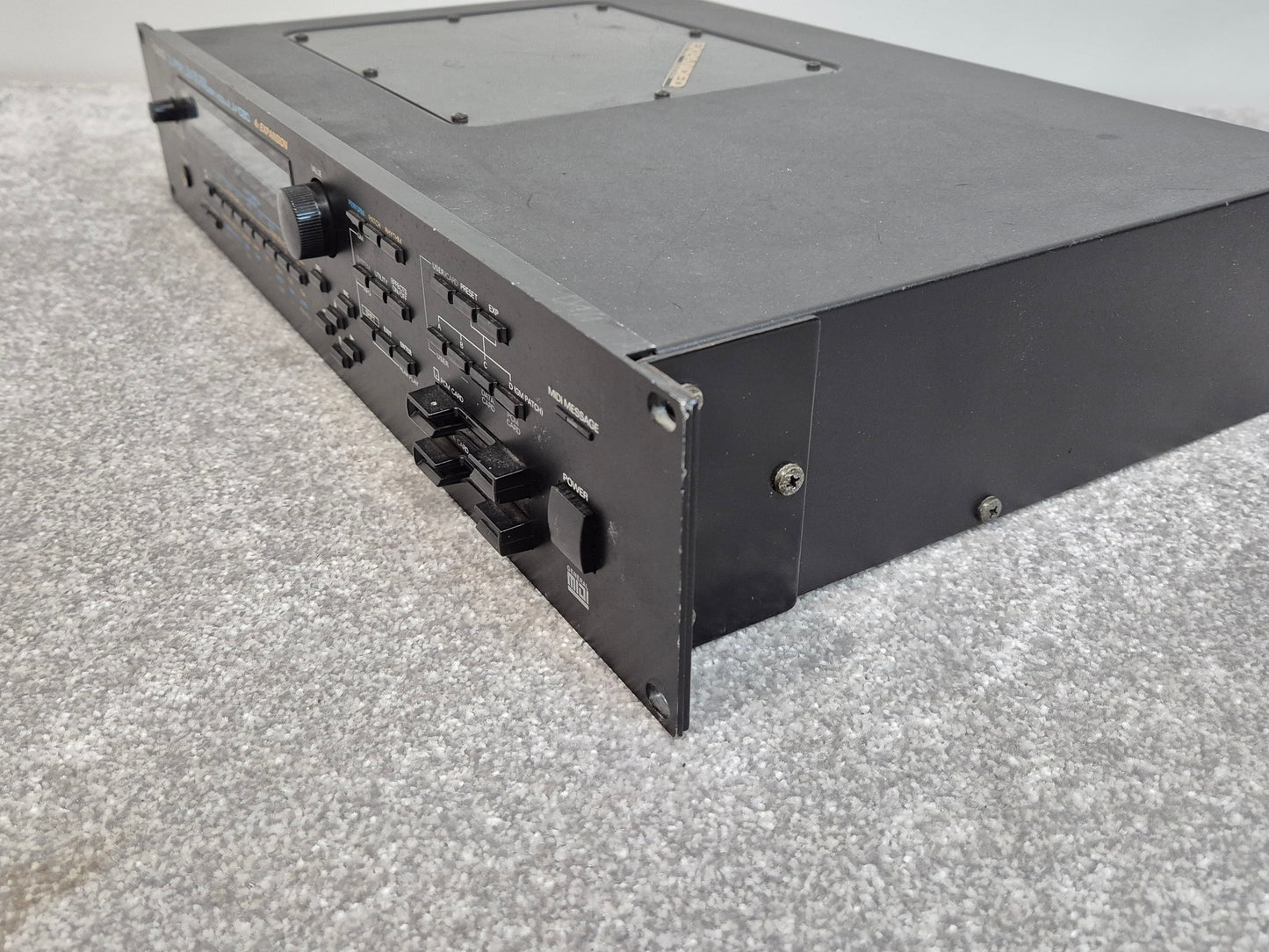 Roland JV-1080 - Sample-Based Synthesizer/Sound Module w/ Manual