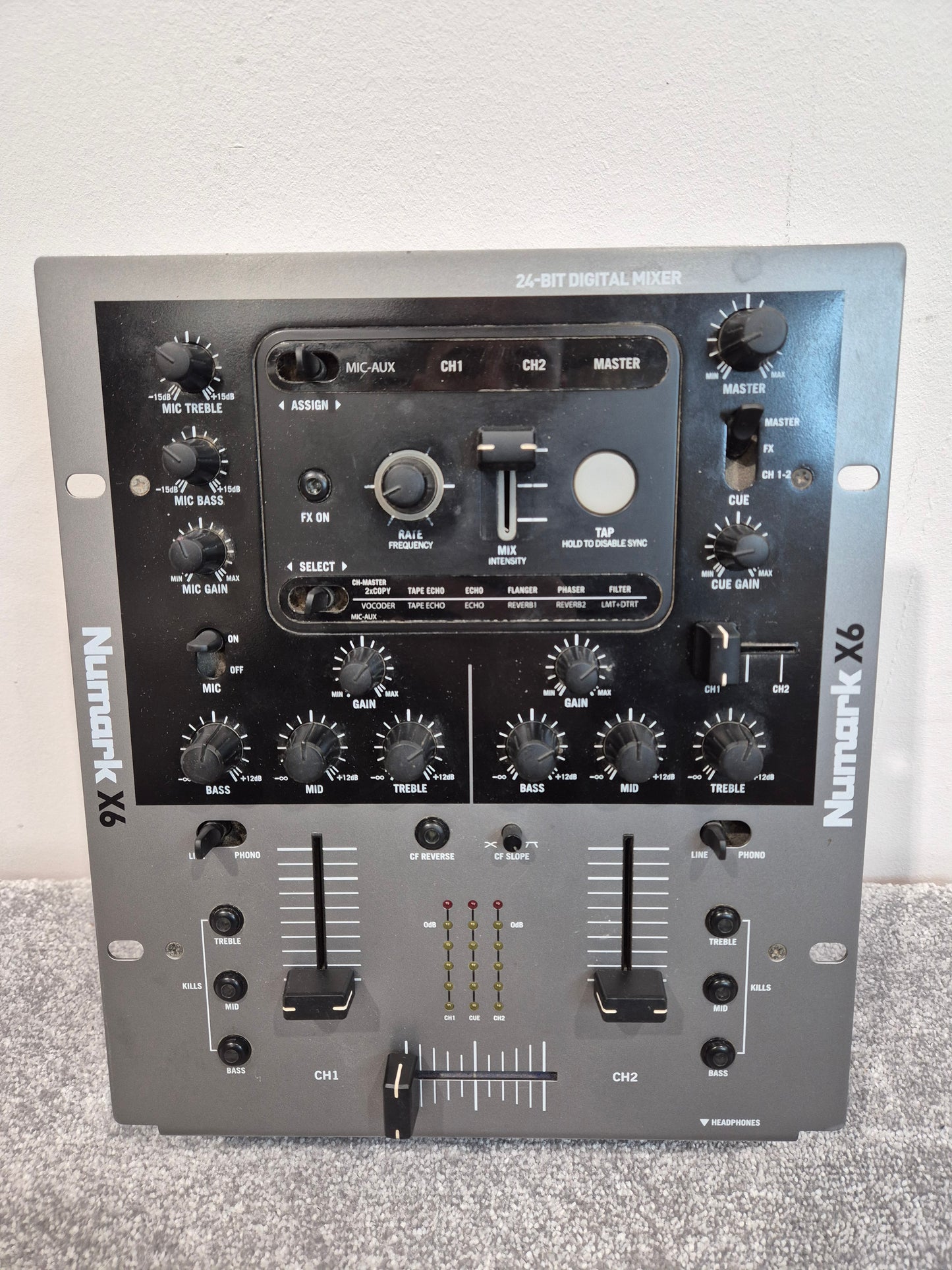 Numark X6 DJ Controller - 4-Channel, Touch-Sensitive Jog Wheels - Very Good w/ Power Supply