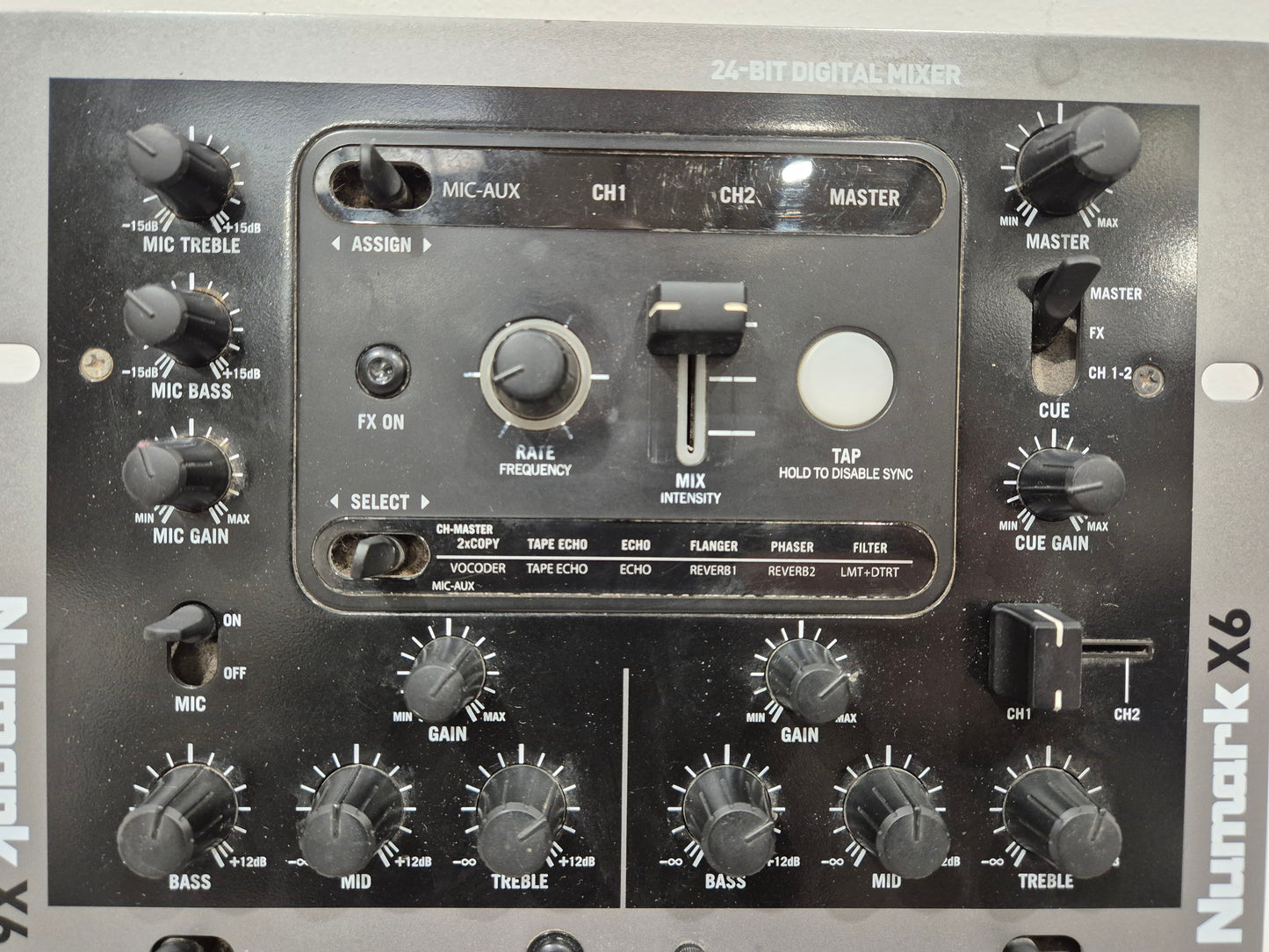 Numark X6 DJ Controller - 4-Channel, Touch-Sensitive Jog Wheels - Very Good w/ Power Supply