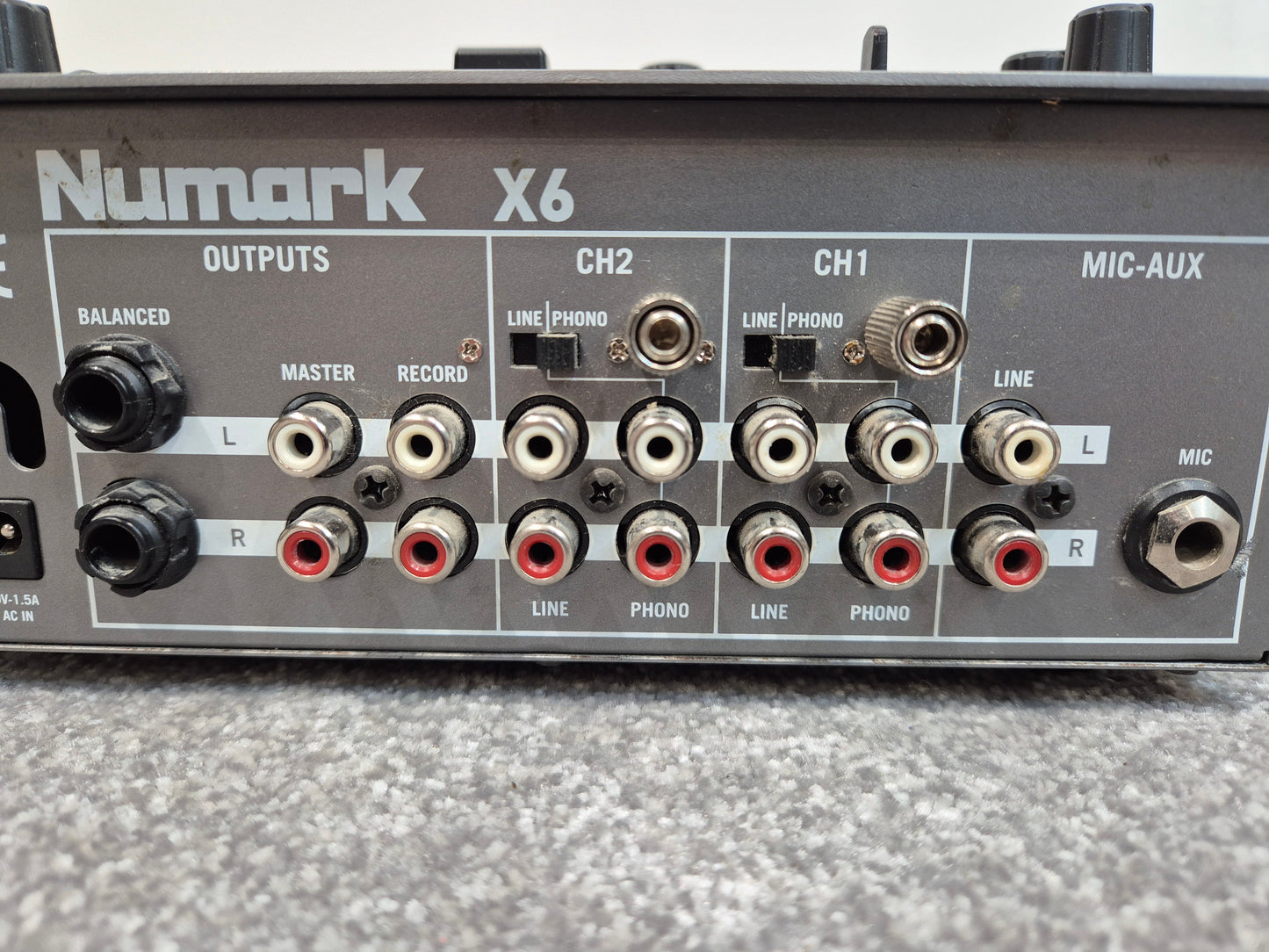 Numark X6 DJ Controller - 4-Channel, Touch-Sensitive Jog Wheels - Very Good w/ Power Supply