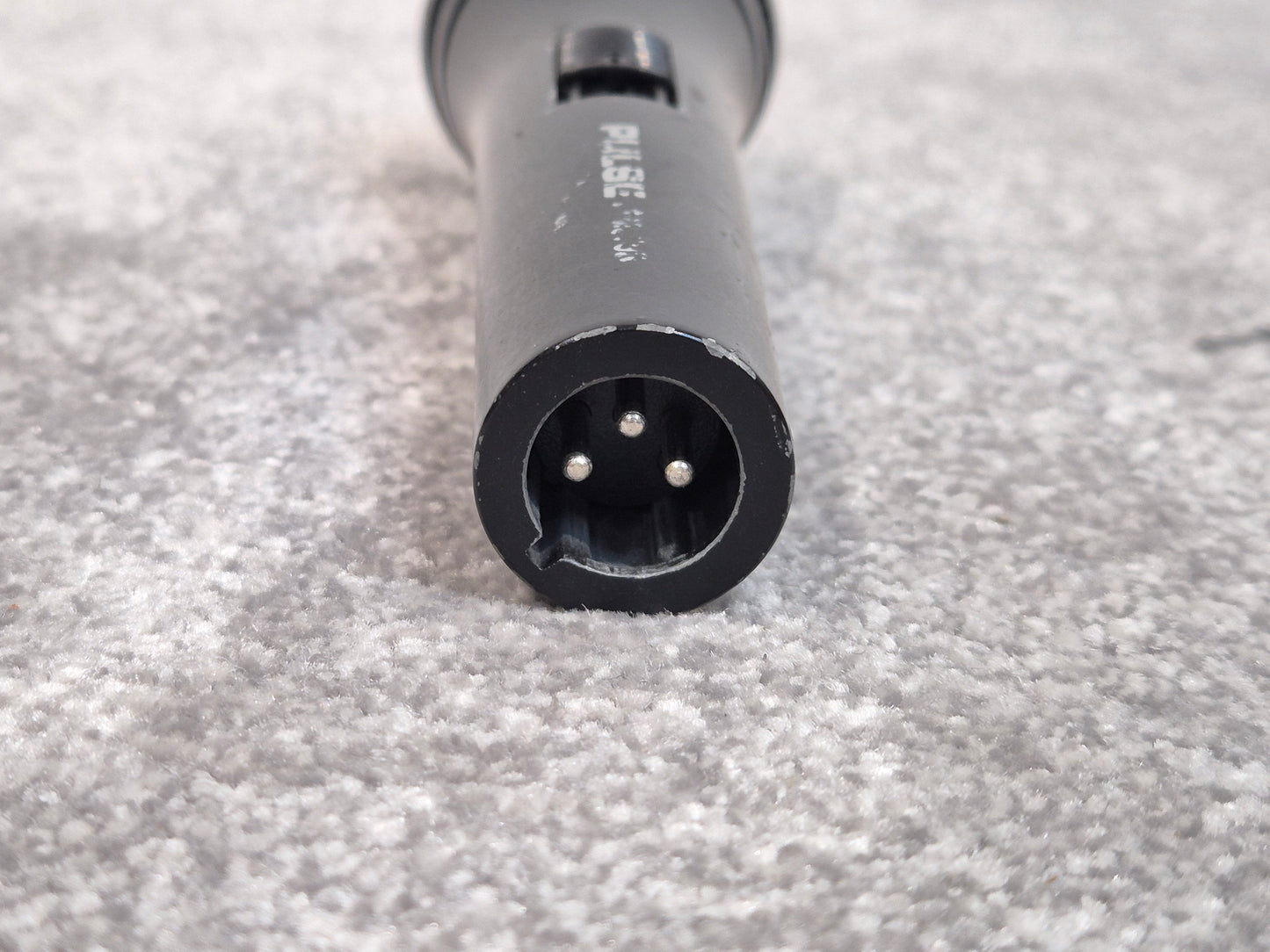 Pulse PM800S - Dynamic Vocal Microphone w/ Carry Case
