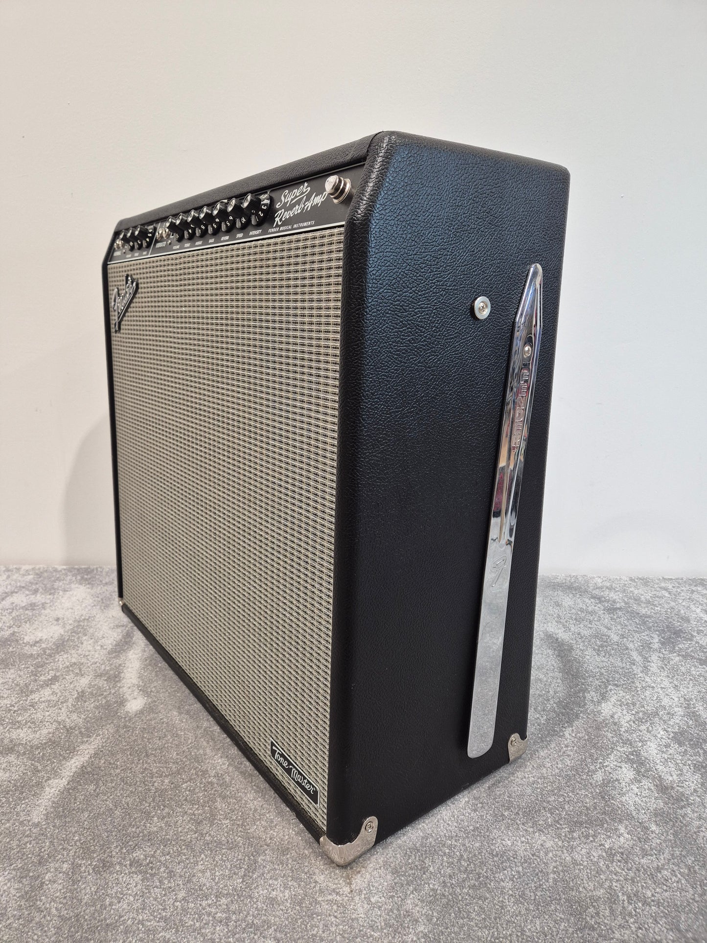 Fender Tone Master Super Reverb Amp - 45-watts Guitar Amplifier - Mint