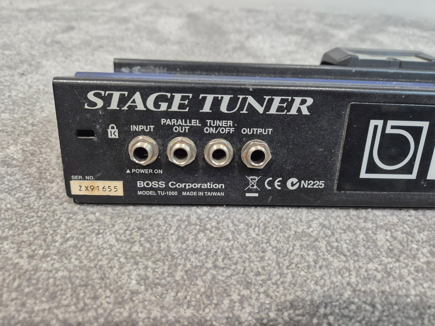 Boss Stage Tuner TU1000 - High-Intensity LED Meter Tuner