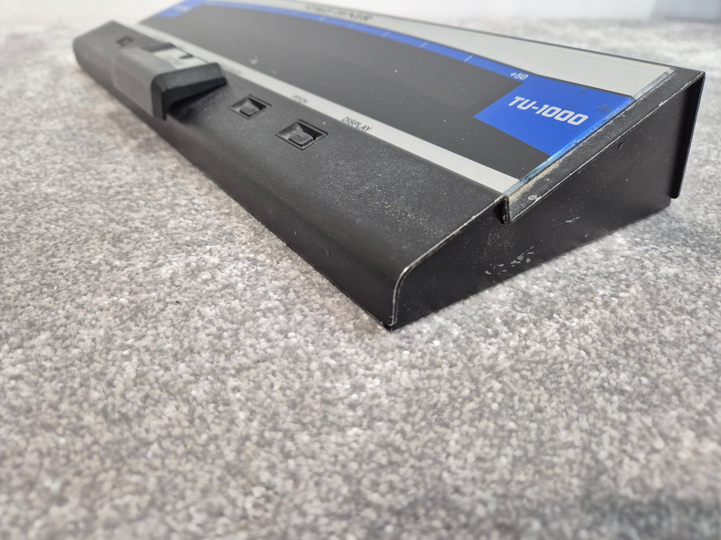 Boss Stage Tuner TU1000 - High-Intensity LED Meter Tuner