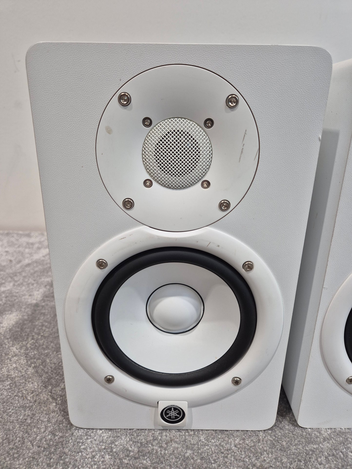 Yamaha H5 Studio Monitor Speakers - 2-Way Bass-Reflex Bi-Amplified - Pair