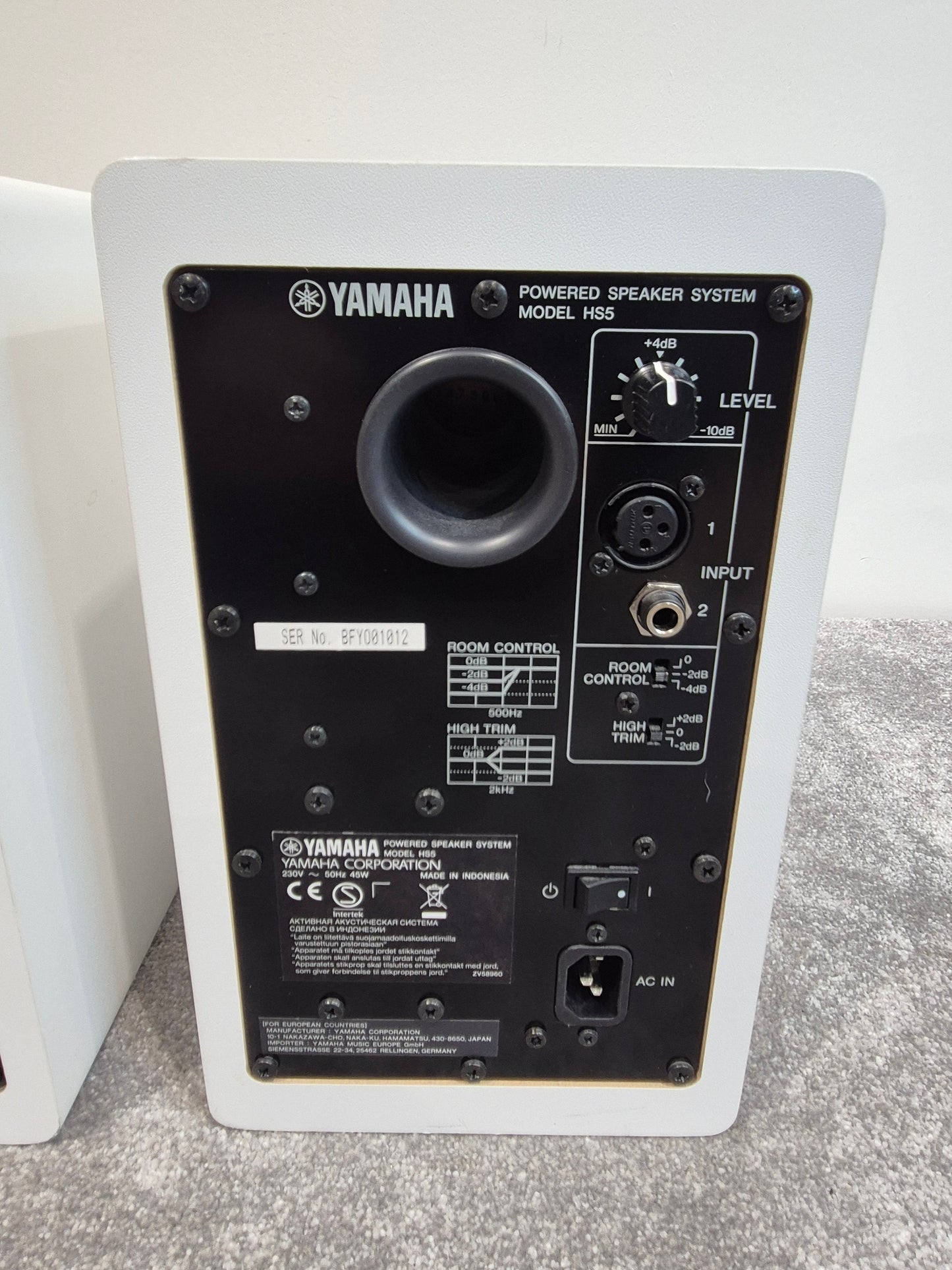 Yamaha H5 Studio Monitor Speakers - 2-Way Bass-Reflex Bi-Amplified - Pair