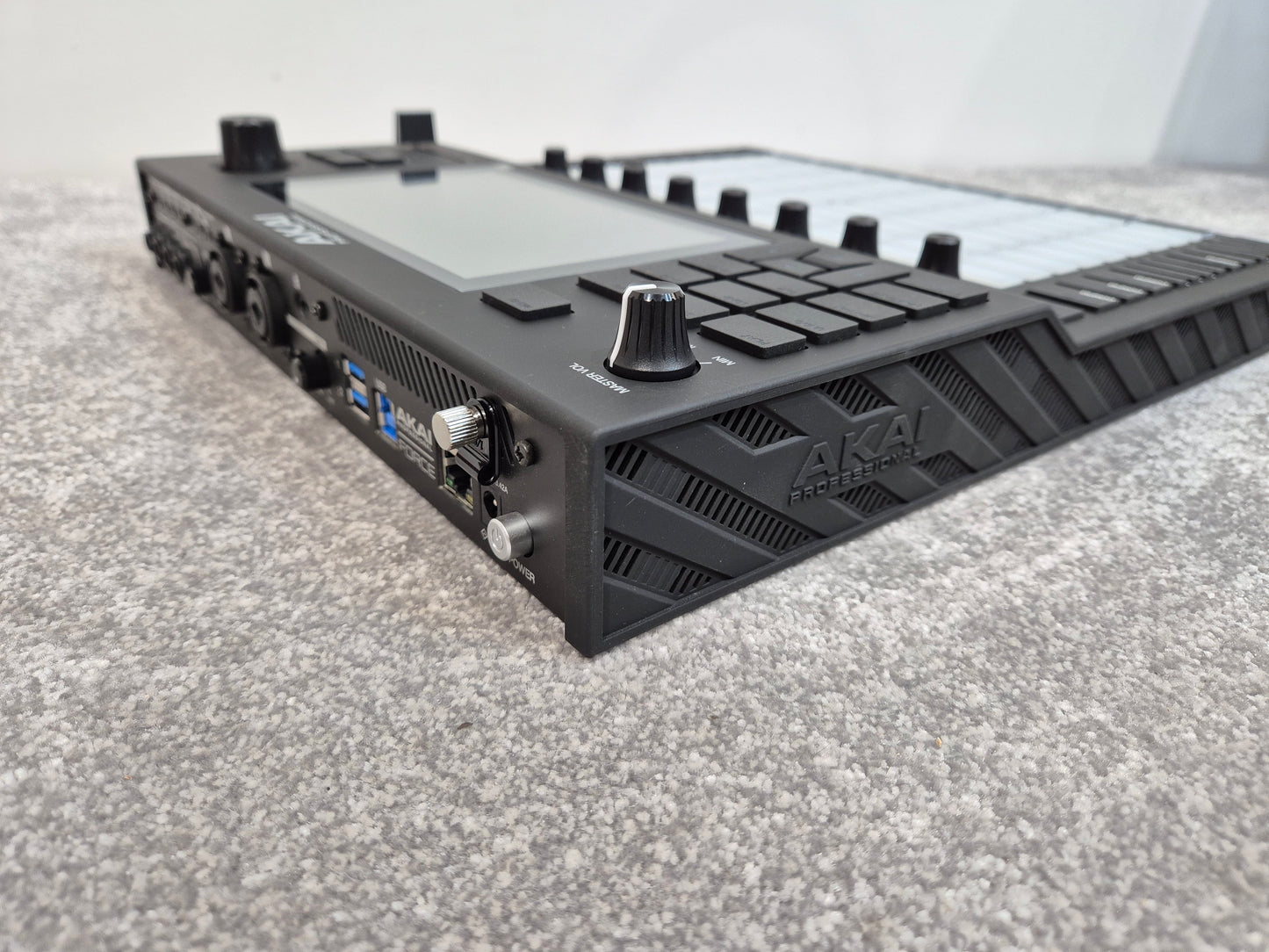 Akai Professional Force - Standalone Music Production and DJ Performance System RRP £899